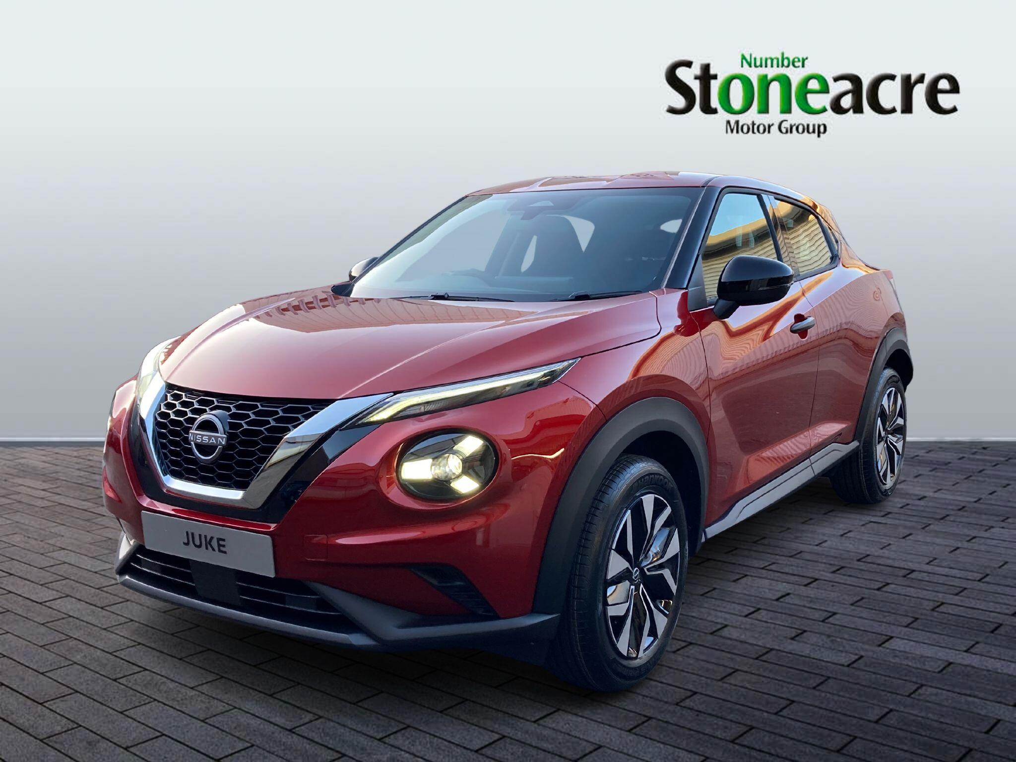 Nissan Juke 1.0 DIG-T Acenta Premium DCT Auto Euro 6 (s/s) 5dr null Image 3