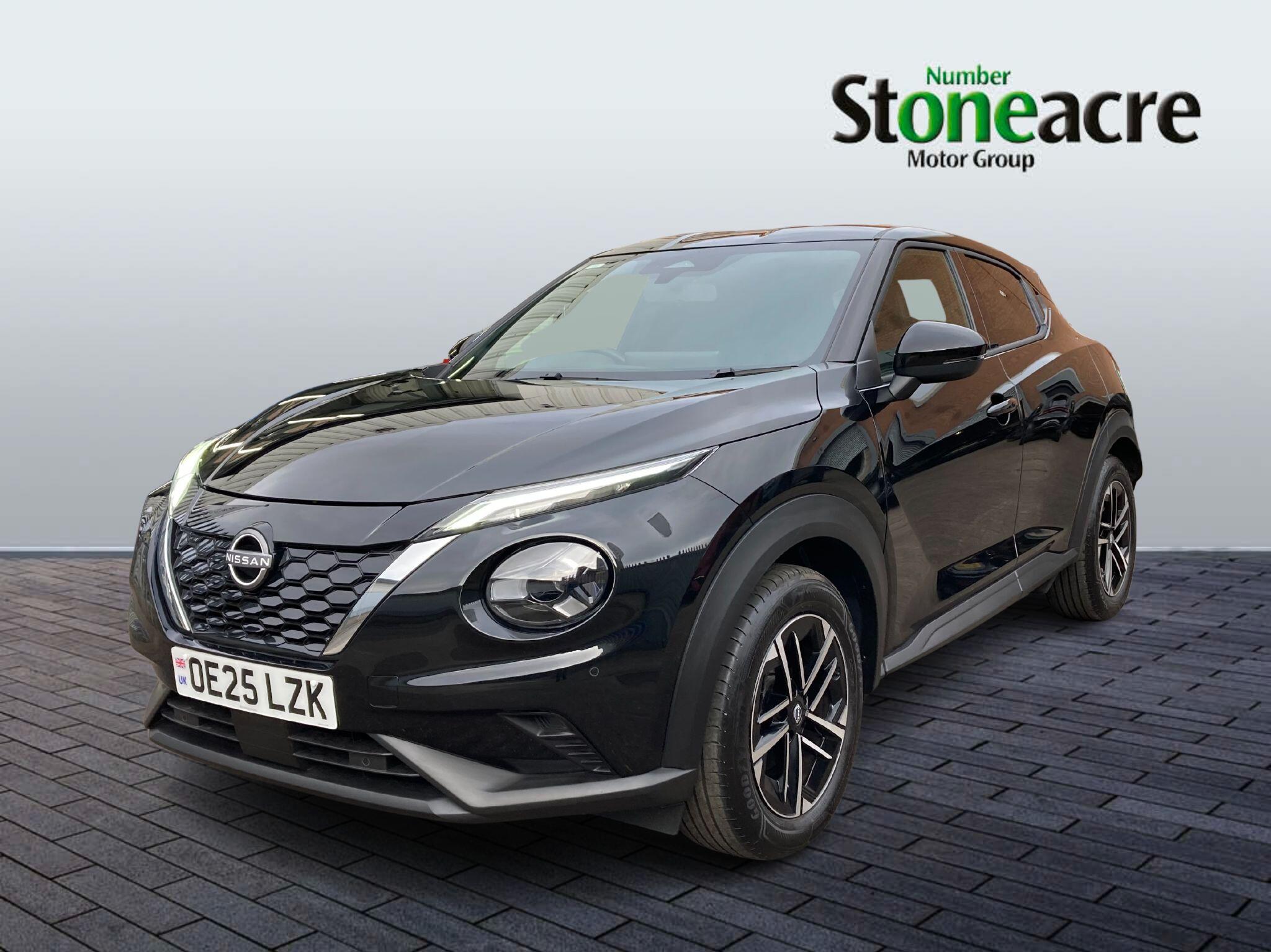Nissan Juke Hybrid 1.6 N-Connecta Auto Euro 6 5dr OE25LZK Image 3