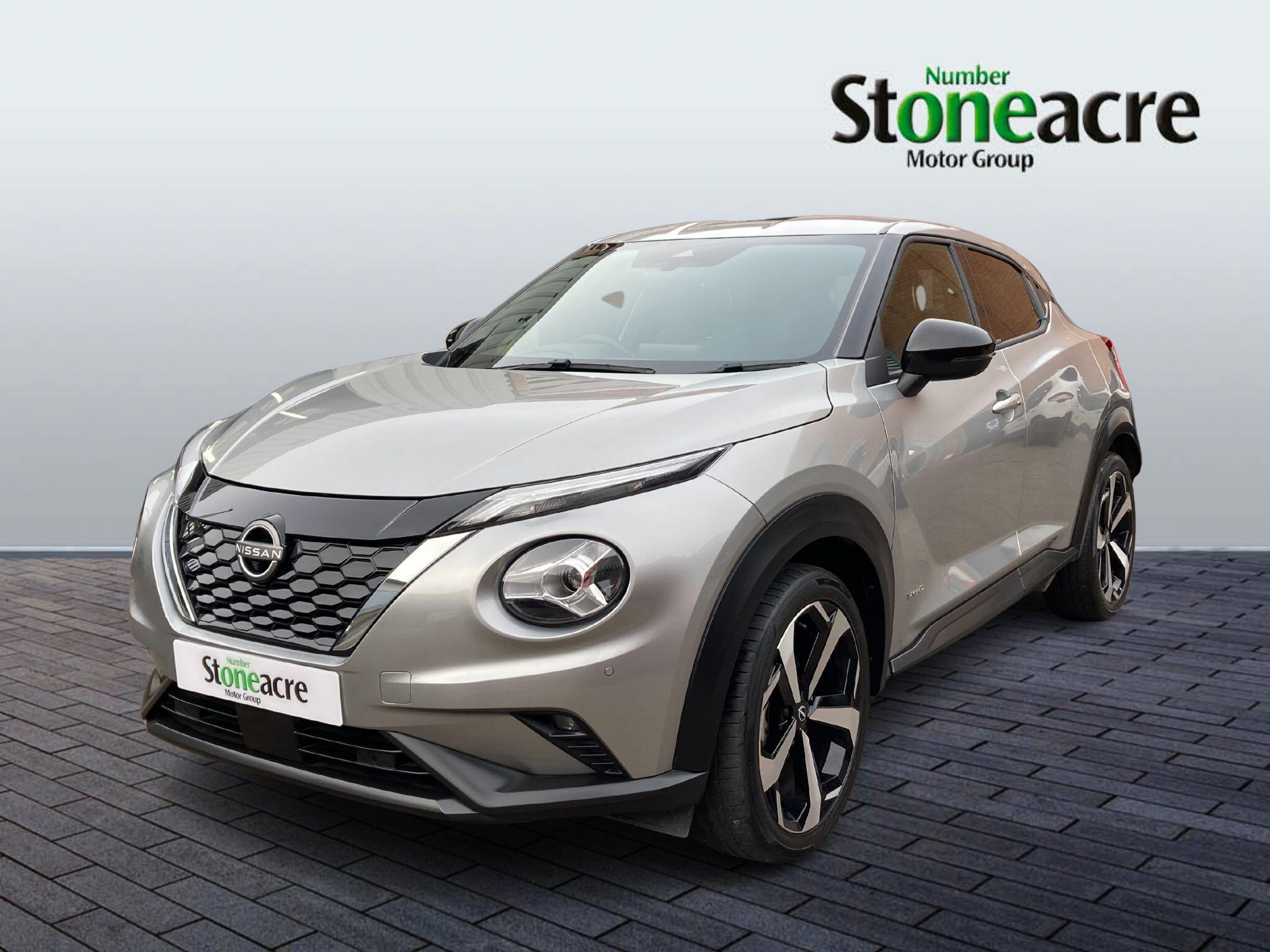 Nissan Juke Hybrid 1.6 Tekna Auto Euro 6 5dr YW72KBN Image 3