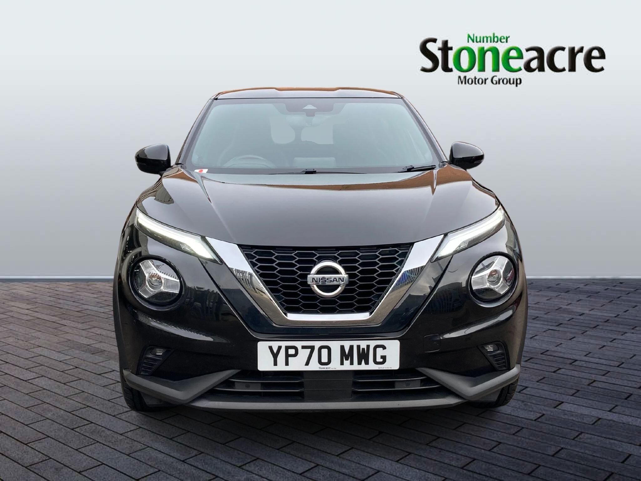 Nissan Juke 1.0 DiG-T N-Connecta 5dr YP70MWG Image 2