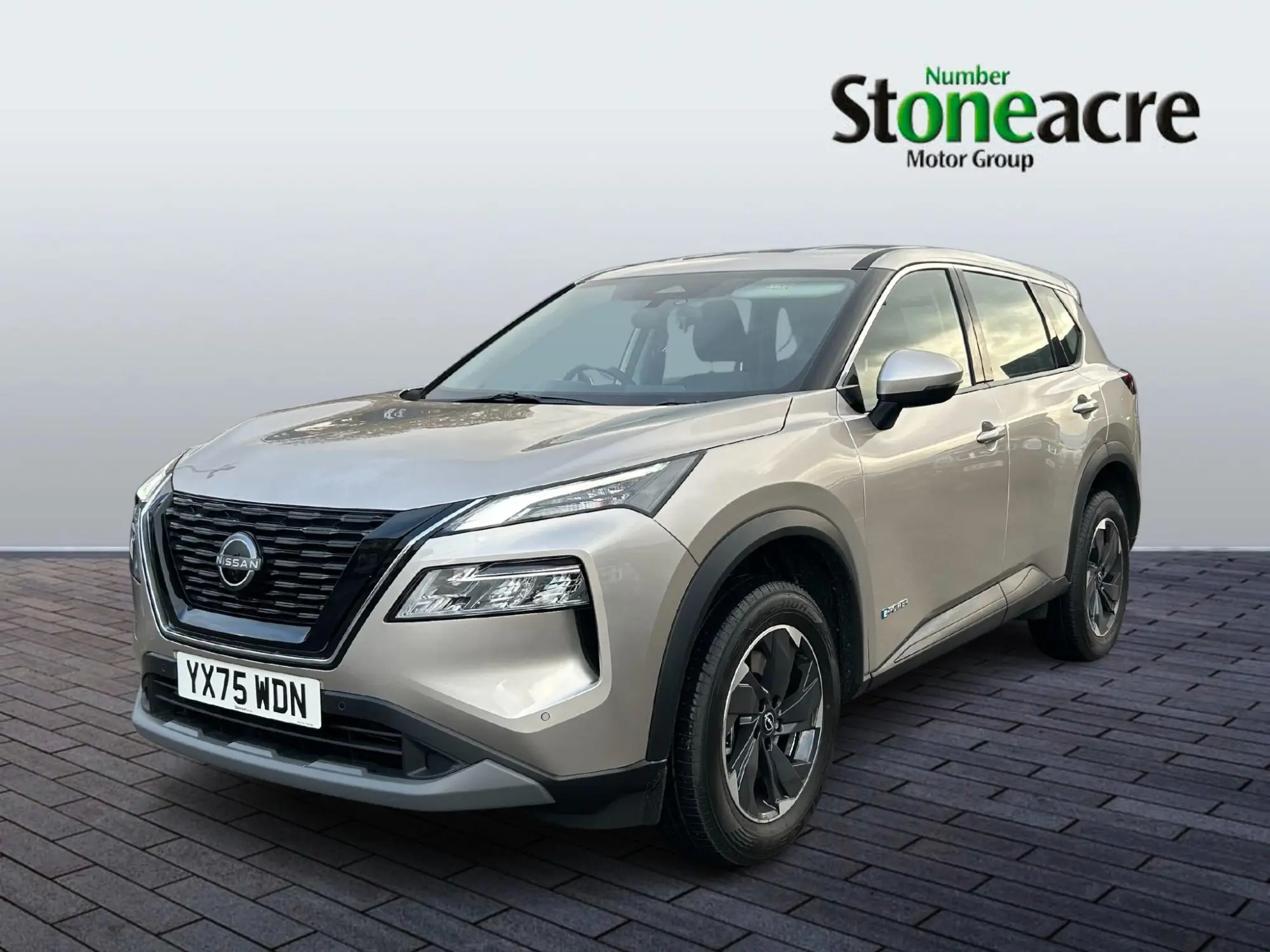 Nissan X-Trail e-POWER 1.5 h e-POWER Acenta Premium Auto e-4ORCE Euro 6 (s/s) 5dr YX75WDN Image 3