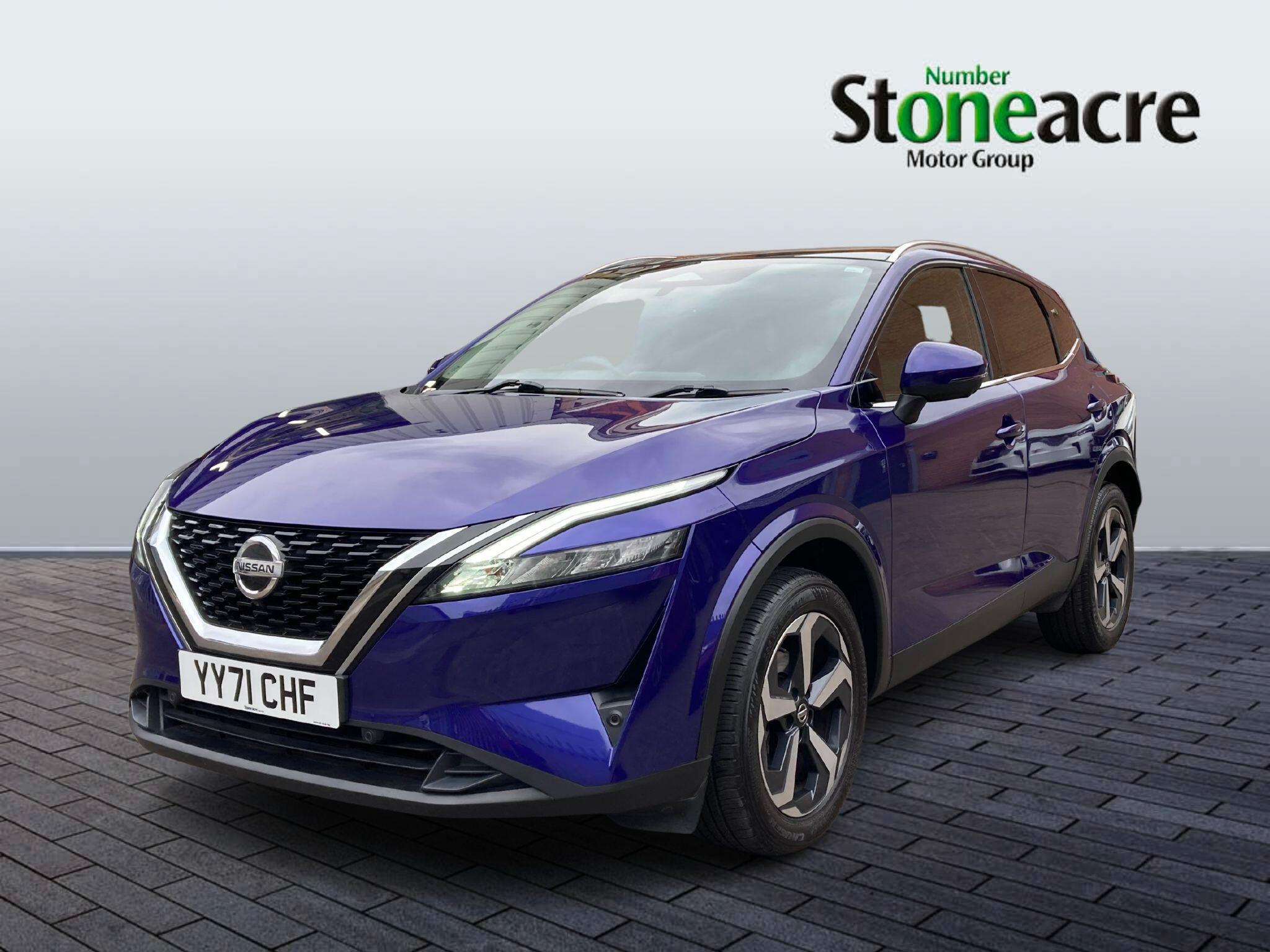 Nissan Qashqai 1.3 DiG-T MH N-Connecta 5dr YY71CHF Image 3