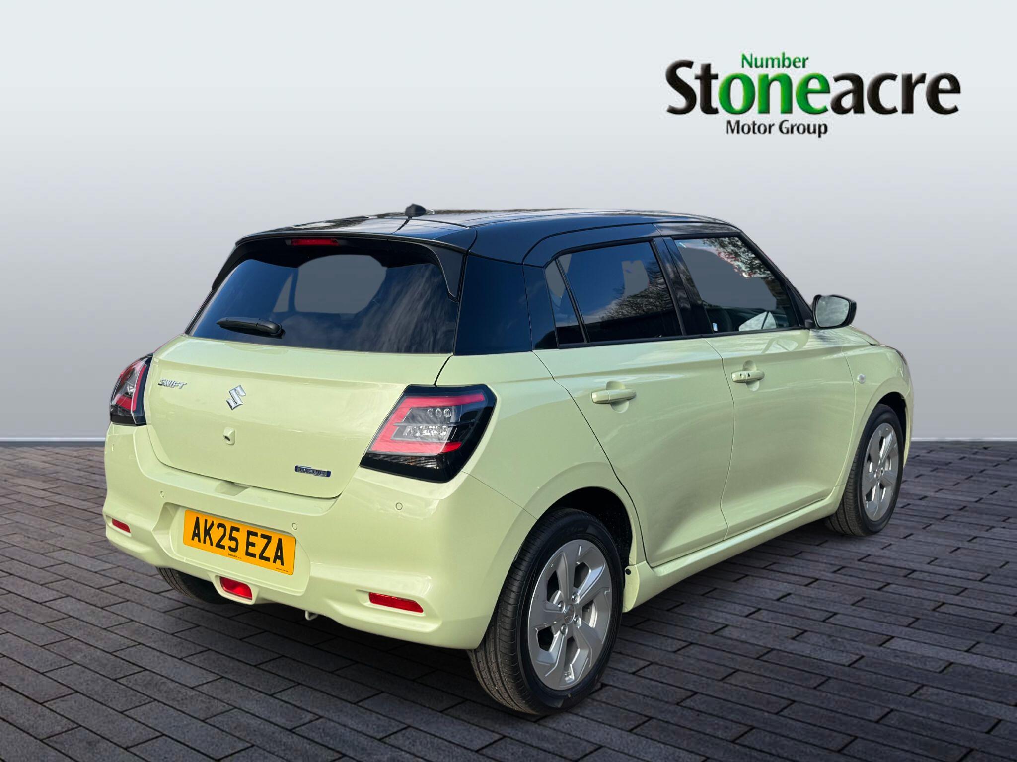 Suzuki Swift 1.2 MHEV Motion Euro 6 (s/s) 5dr AK25EZA Image 3