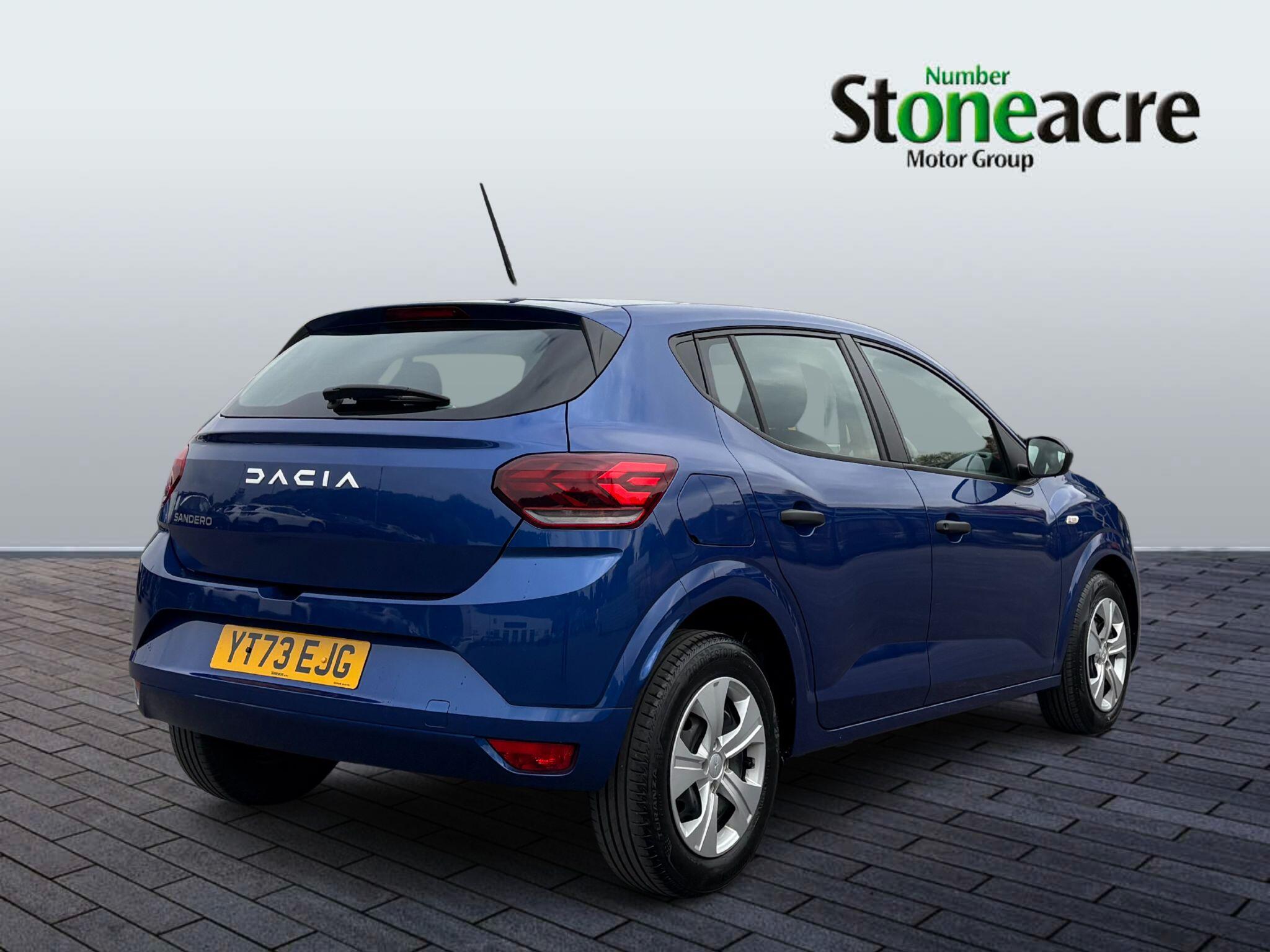 Dacia Sandero 1.0 TCe Essential Euro 6 (s/s) 5dr YT73EJG Image 3