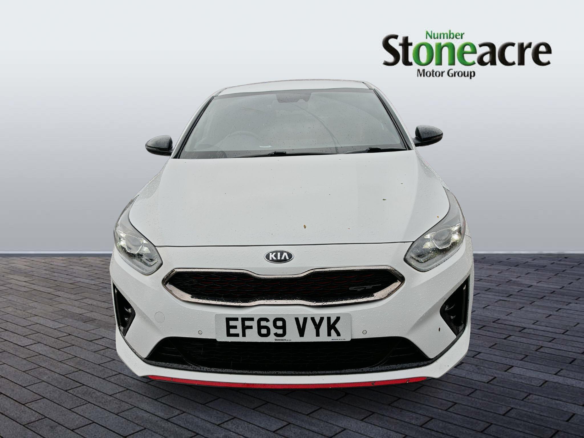 Kia ProCeed 1.6 T-GDi GT Shooting Brake DCT Euro 6 (s/s) 5dr PH11MCO Image 2