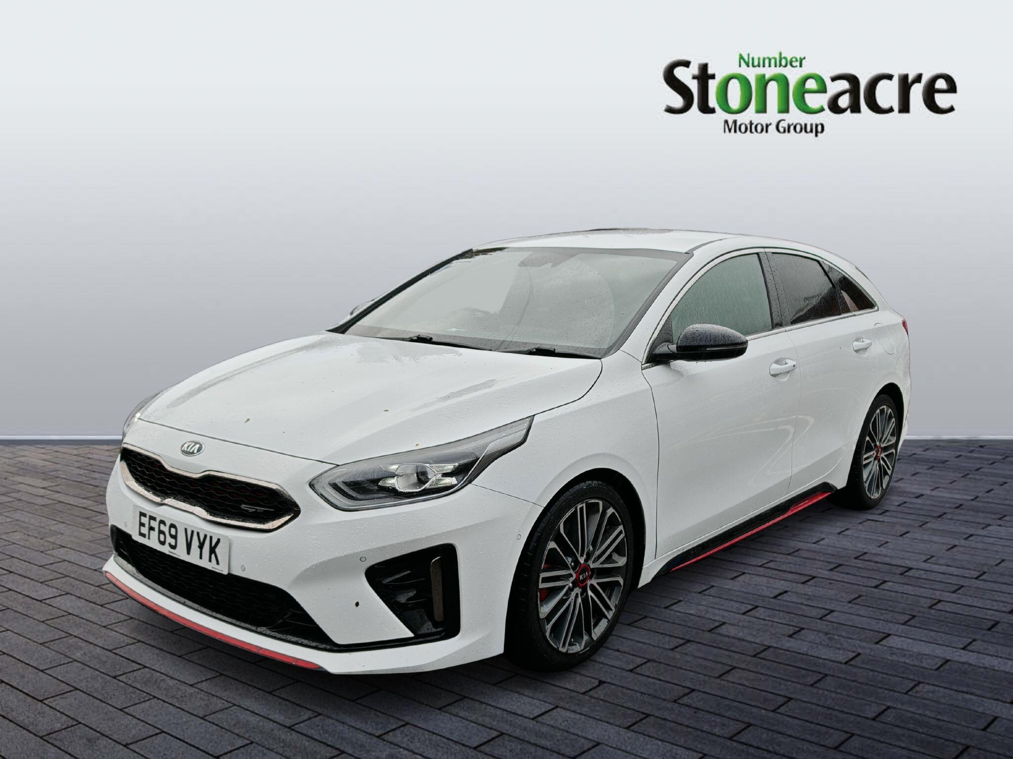 Kia ProCeed 1.6 T-GDi GT Shooting Brake DCT Euro 6 (s/s) 5dr PH11MCO Image 3