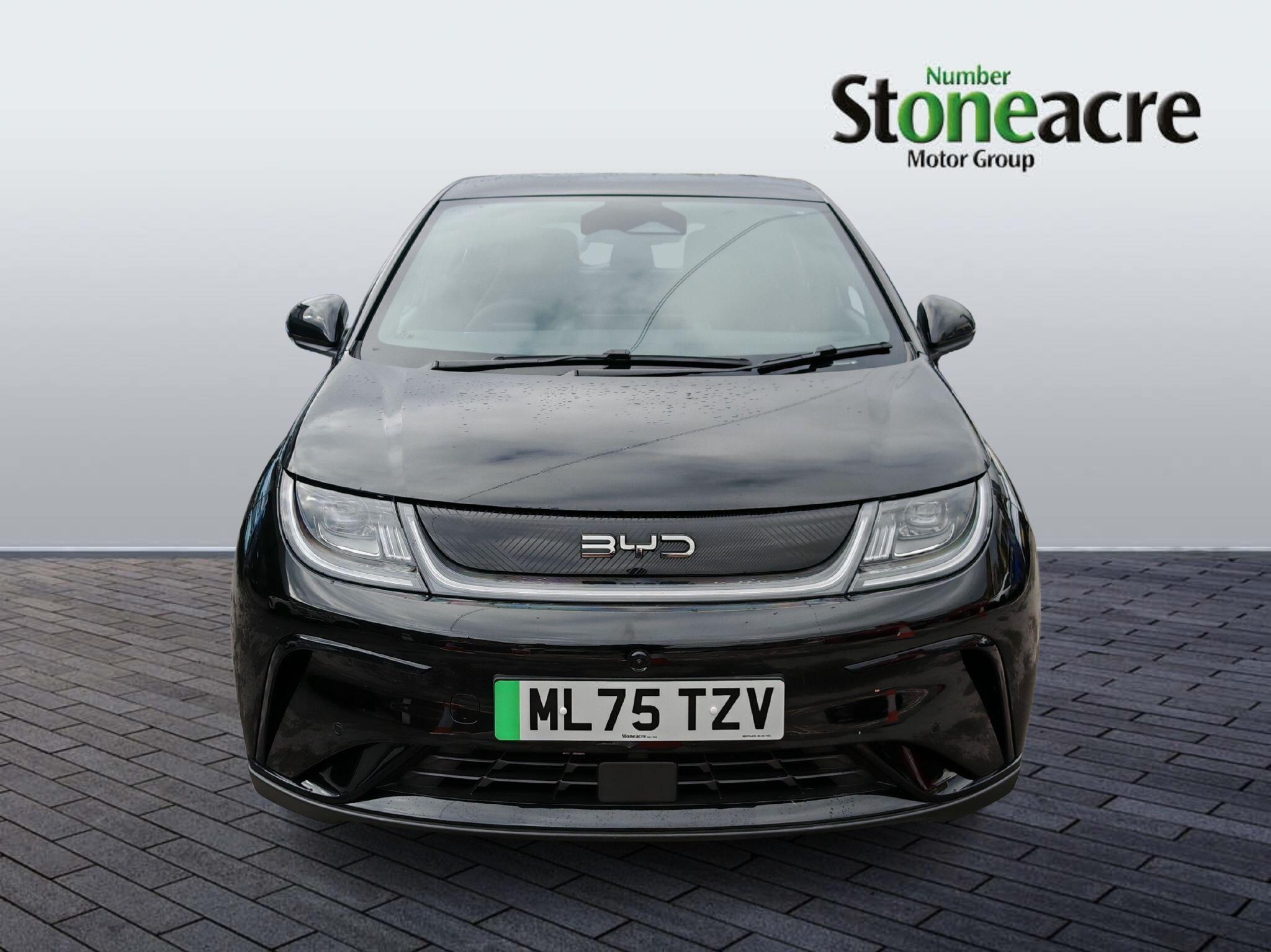 BYD DOLPHIN 60.48kWh Comfort Auto 5dr ML75TZV Image 2