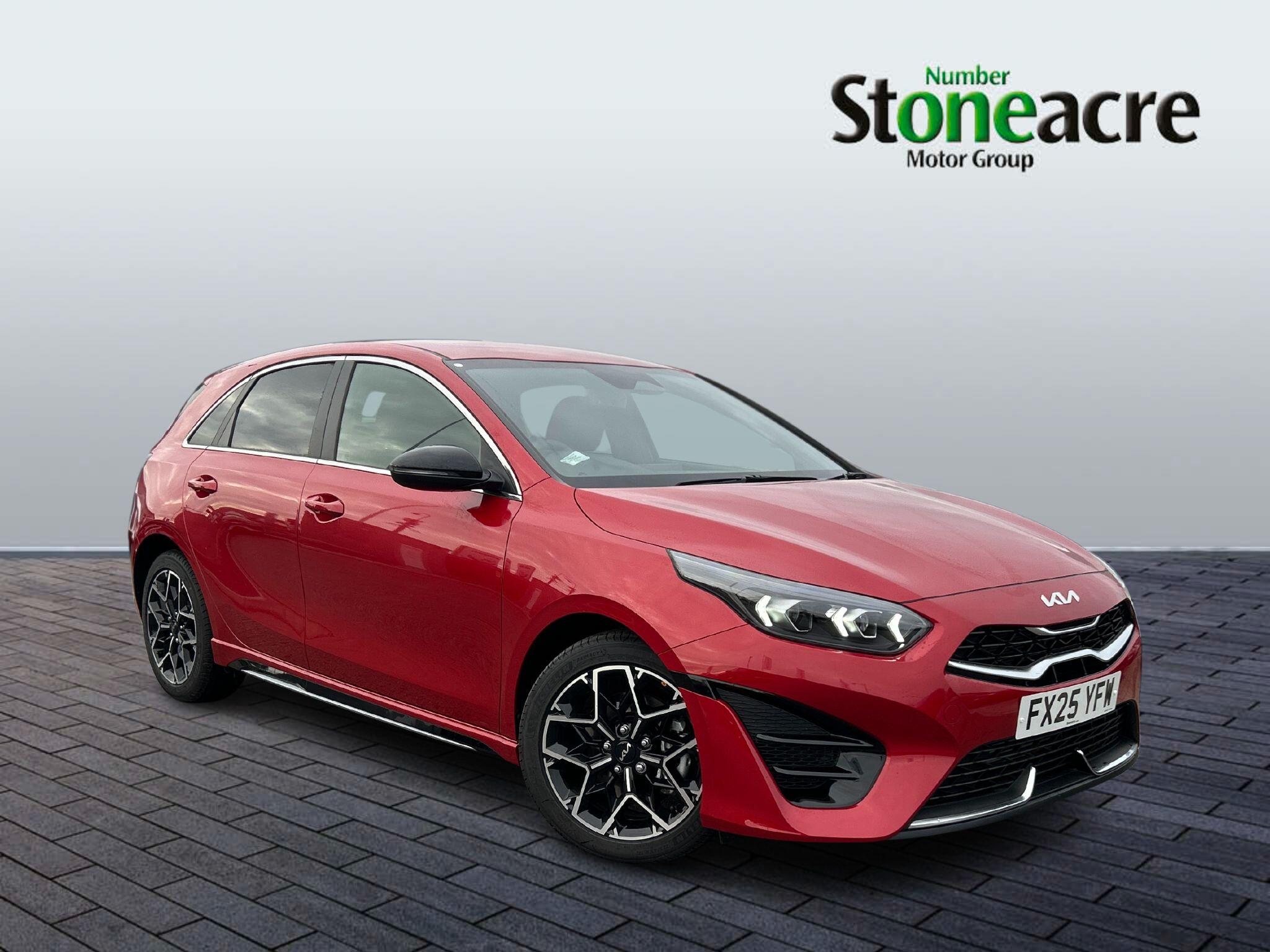 Kia Ceed 1.5 T-GDi GT-Line Euro 6 (s/s) 5dr FX25YFW Image 1