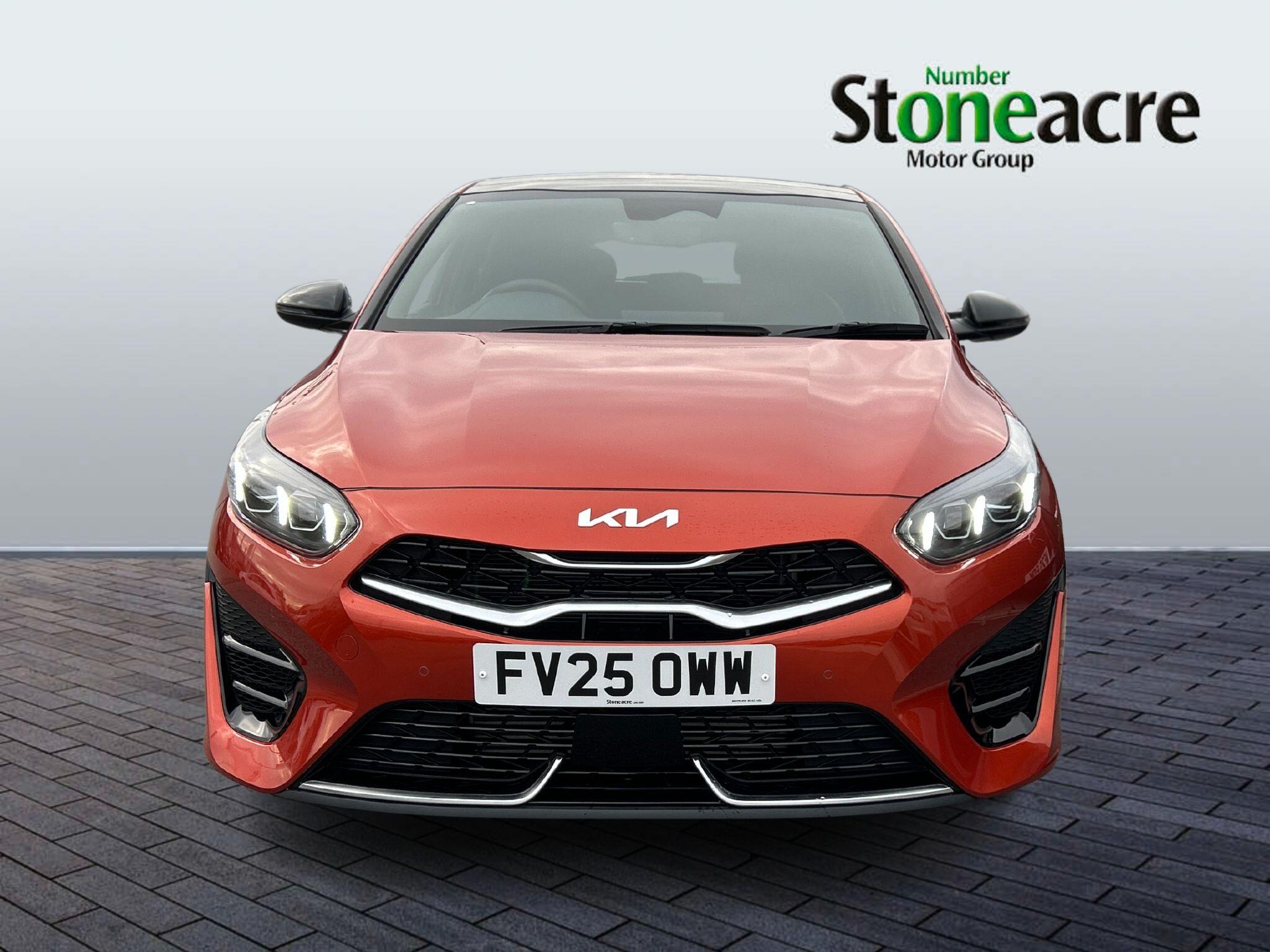 Kia ProCeed 1.5 T-GDi GT-Line S Shooting Brake DCT Euro 6 (s/s) 5dr FV25OWW Image 2