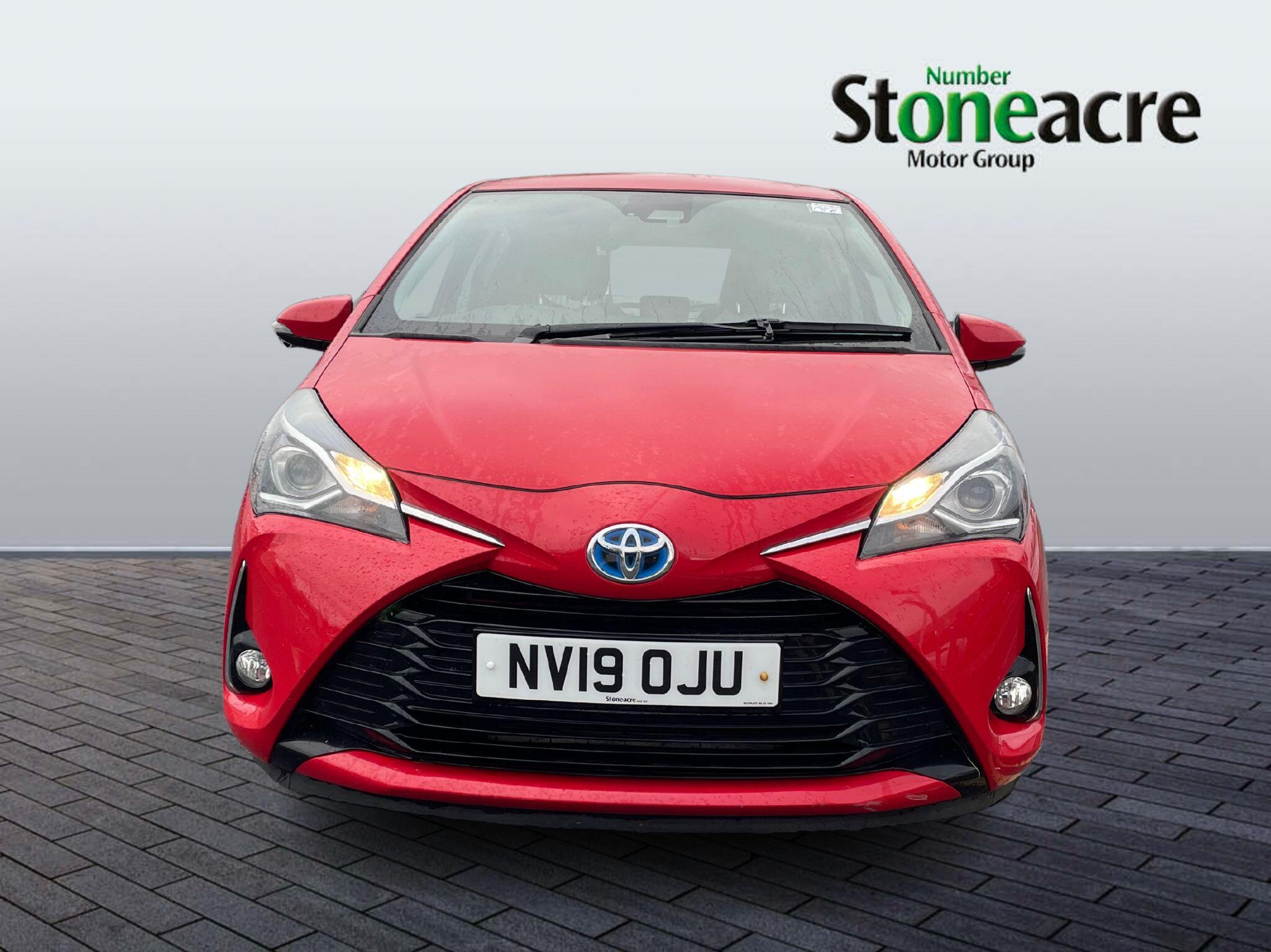 Toyota Yaris 1.5 VVT-h Icon Tech Hatchback 5dr Petrol Hybrid E-CVT Euro 6 (s/s) (100 ps) NV19OJU Image 2