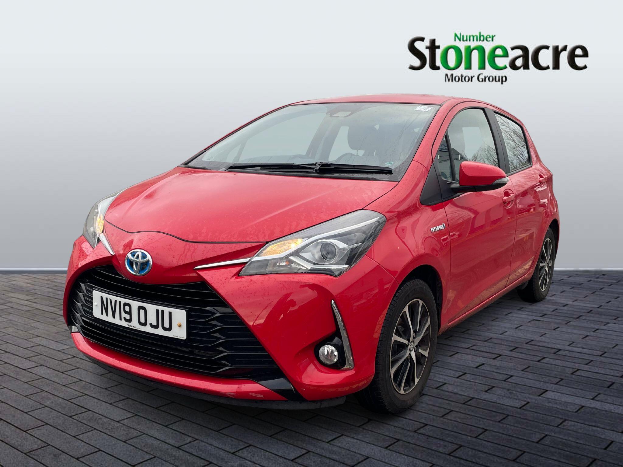 Toyota Yaris 1.5 VVT-h Icon Tech Hatchback 5dr Petrol Hybrid E-CVT Euro 6 (s/s) (100 ps) NV19OJU Image 3