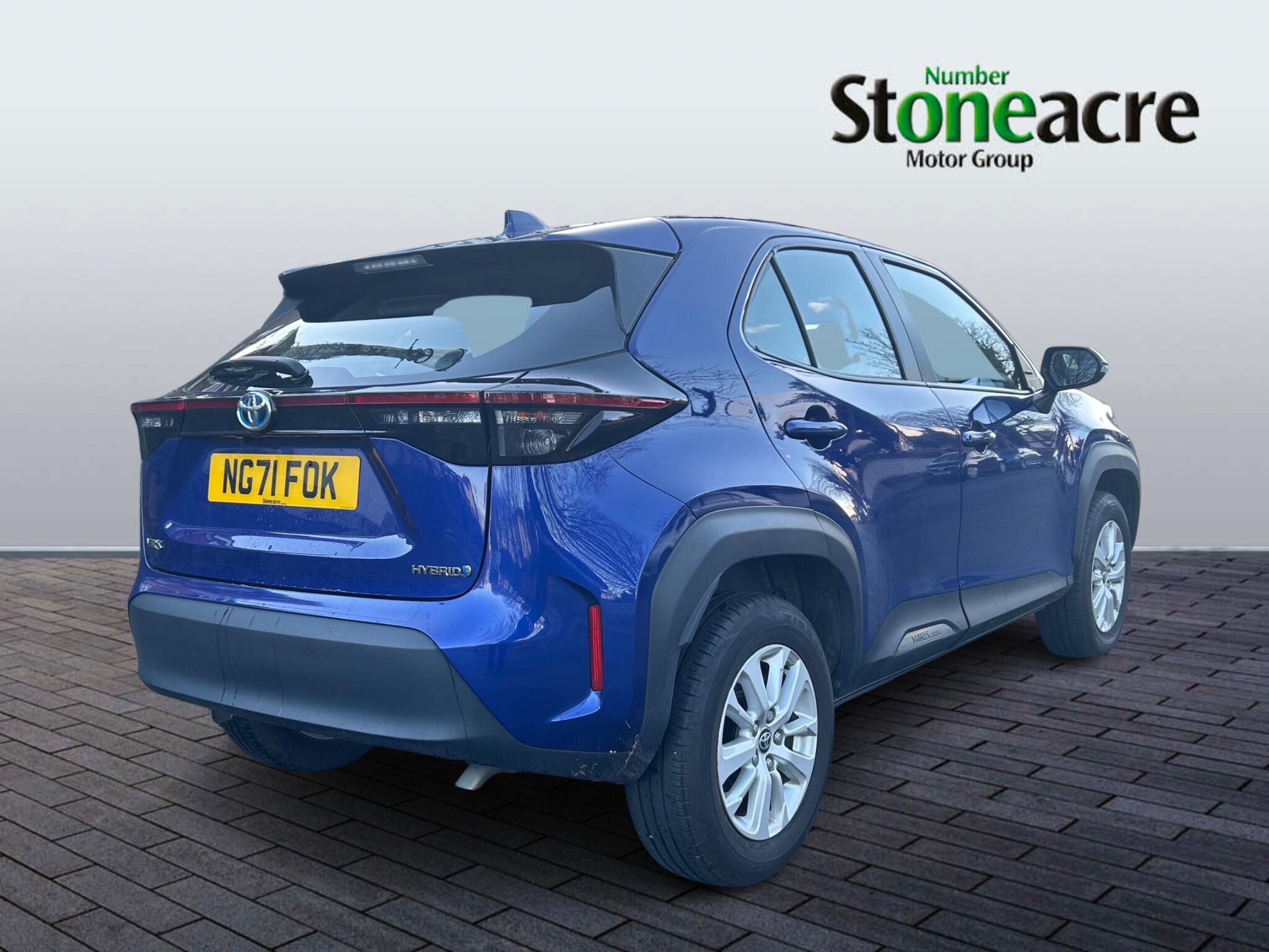 Toyota Yaris Cross 1.5 VVT-h Icon SUV 5dr Petrol Hybrid E-CVT Euro 6 (s/s) (116 ps) NG71FOK Image 3