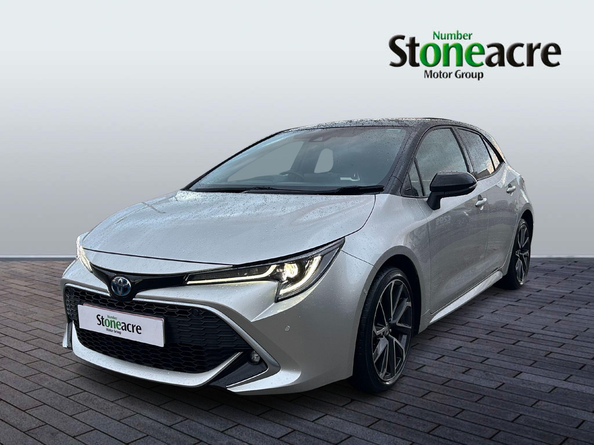 Toyota Corolla Hatchback 1.8 VVT-h GPF Excel Hatchback 5dr Petrol Hybrid CVT Euro 6 (s/s) (122 ps) YO22PVV Image 3