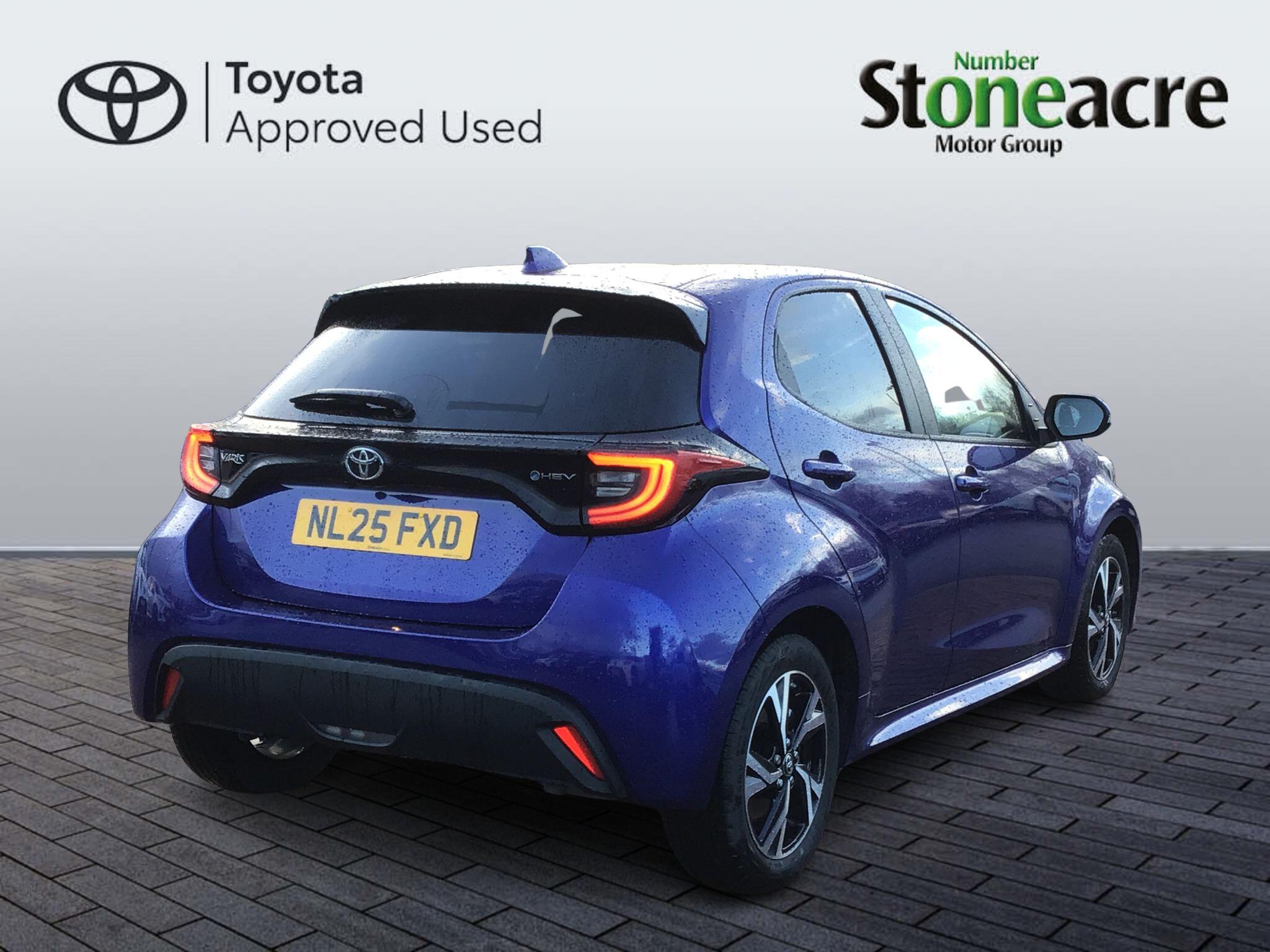 Toyota Yaris 1.5 Hybrid Design 5dr CVT NL25FXD Image 2