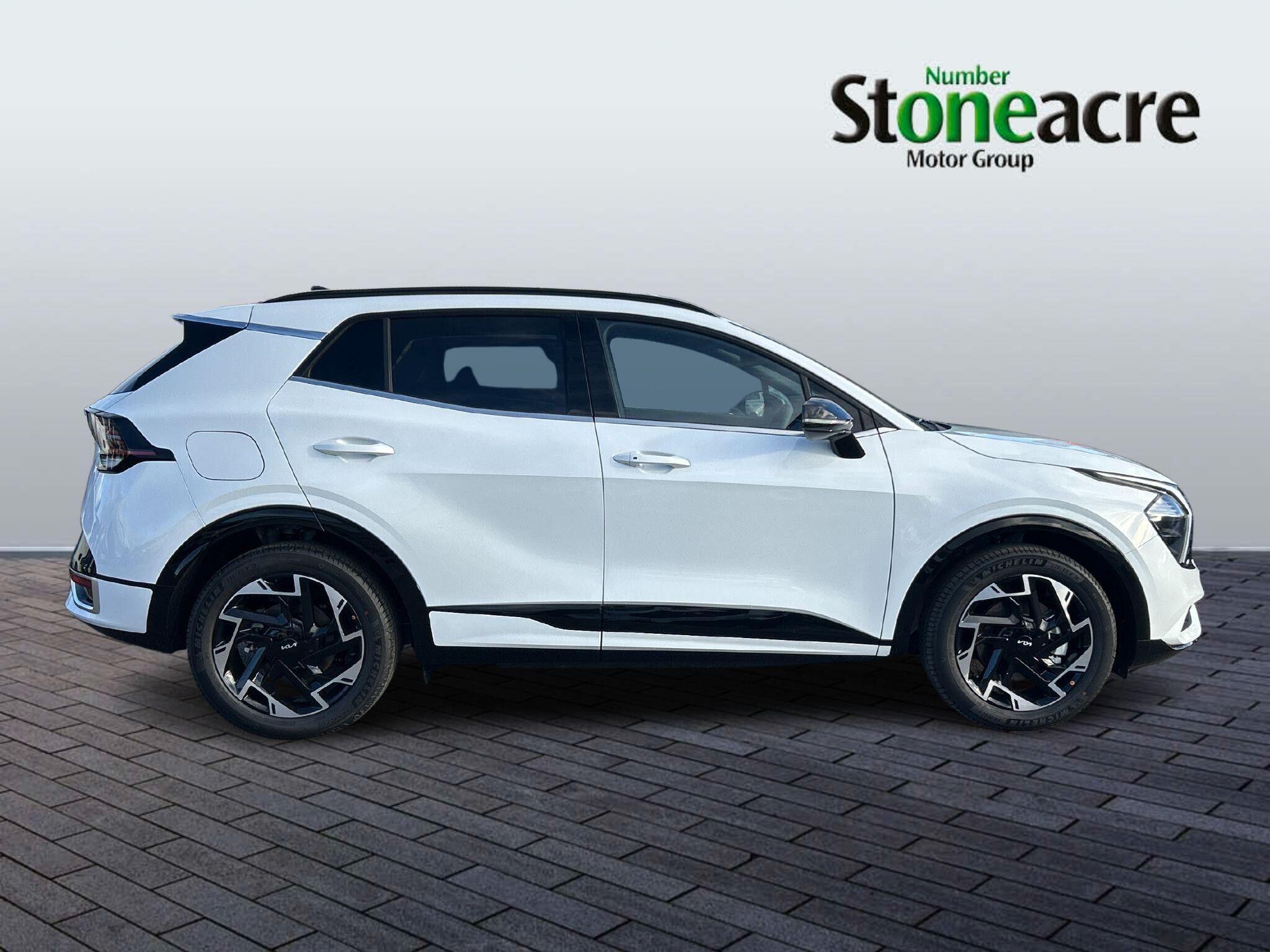 Kia Sportage Plug-In Hybrid 1.6 T-GDi 13.8kWh GT-Line Auto AWD Euro 6 (s/s) 5dr FX75UJJ Image 2