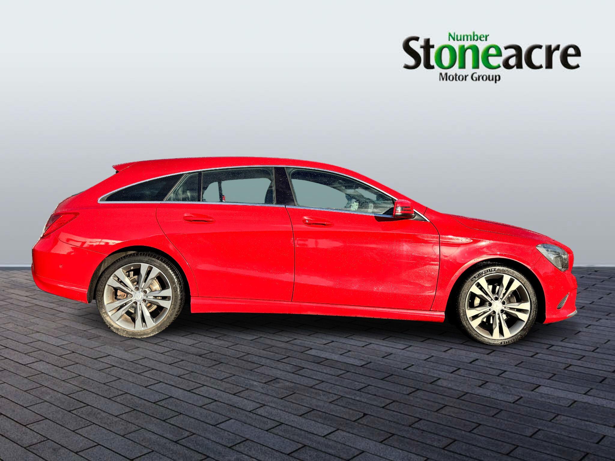 Mercedes-Benz CLA 1.6 CLA180 Sport Shooting Brake Euro 6 (s/s) 5dr NL17KBY Image 2