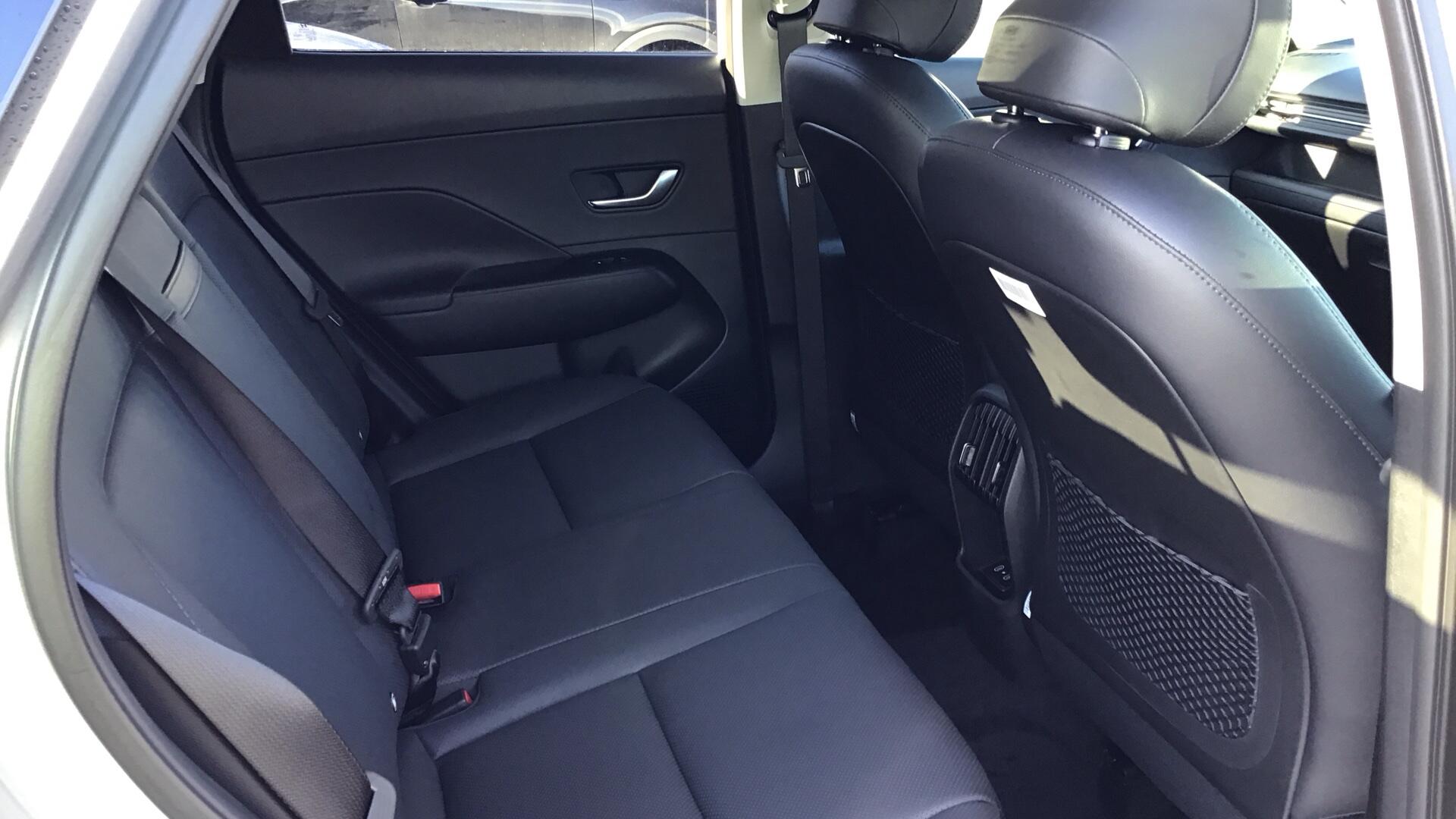 Hyundai KONA 1.0 T-GDi Ultimate Euro 6 (s/s) 5dr YP75KZS Image 3