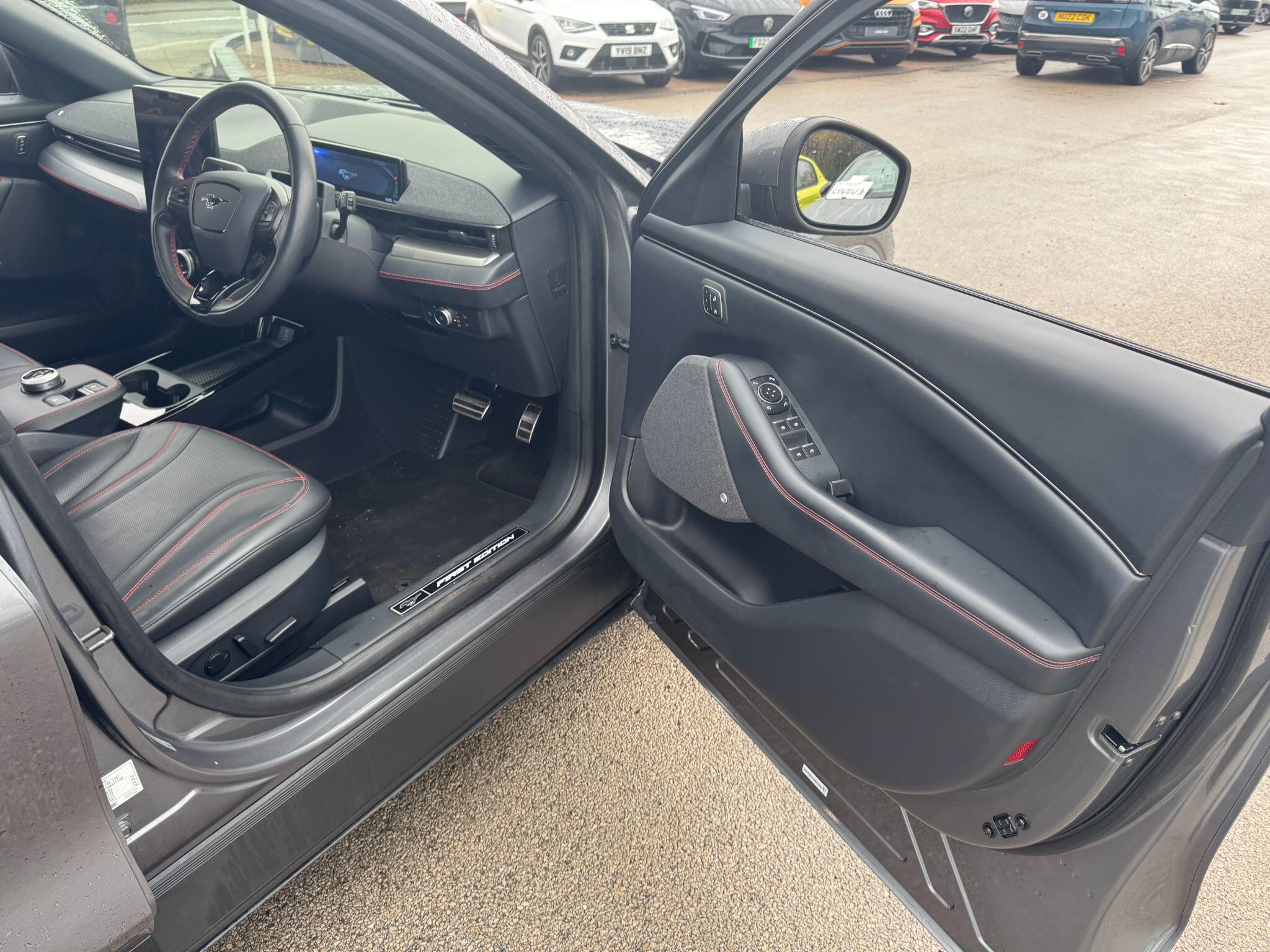 Ford Mustang Mach-E Extended Range 91kWh First Edition AWD 5dr YM21OJW Image 1