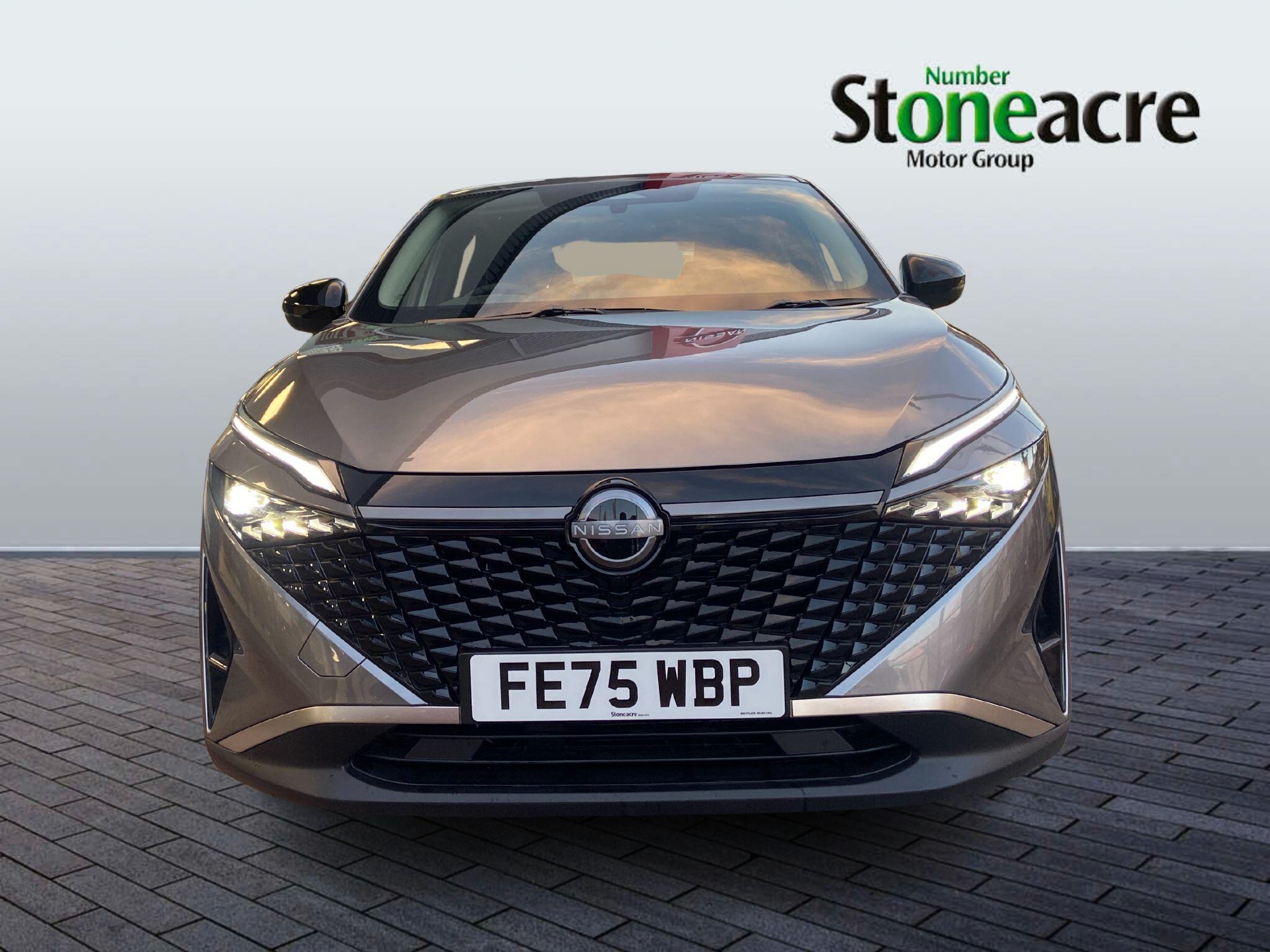 Nissan Qashqai 1.3 DIG-T MHEV Acenta Premium Euro 6 (s/s) 5dr FE75WBP Image 2