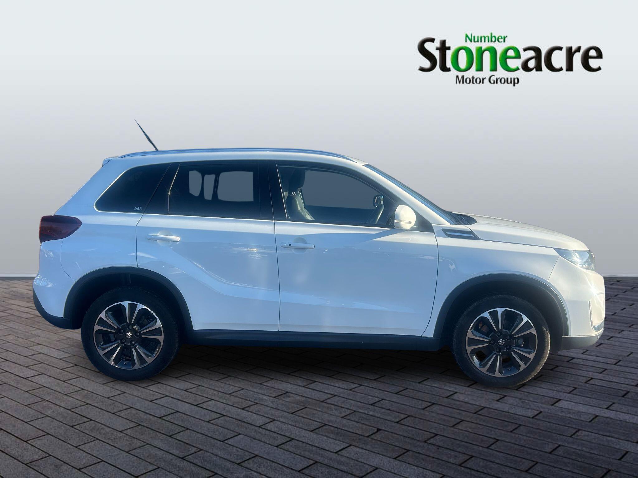 Suzuki Vitara 1.4 Boosterjet 48V Hybrid SZ5 5dr FV22MKE Image 2