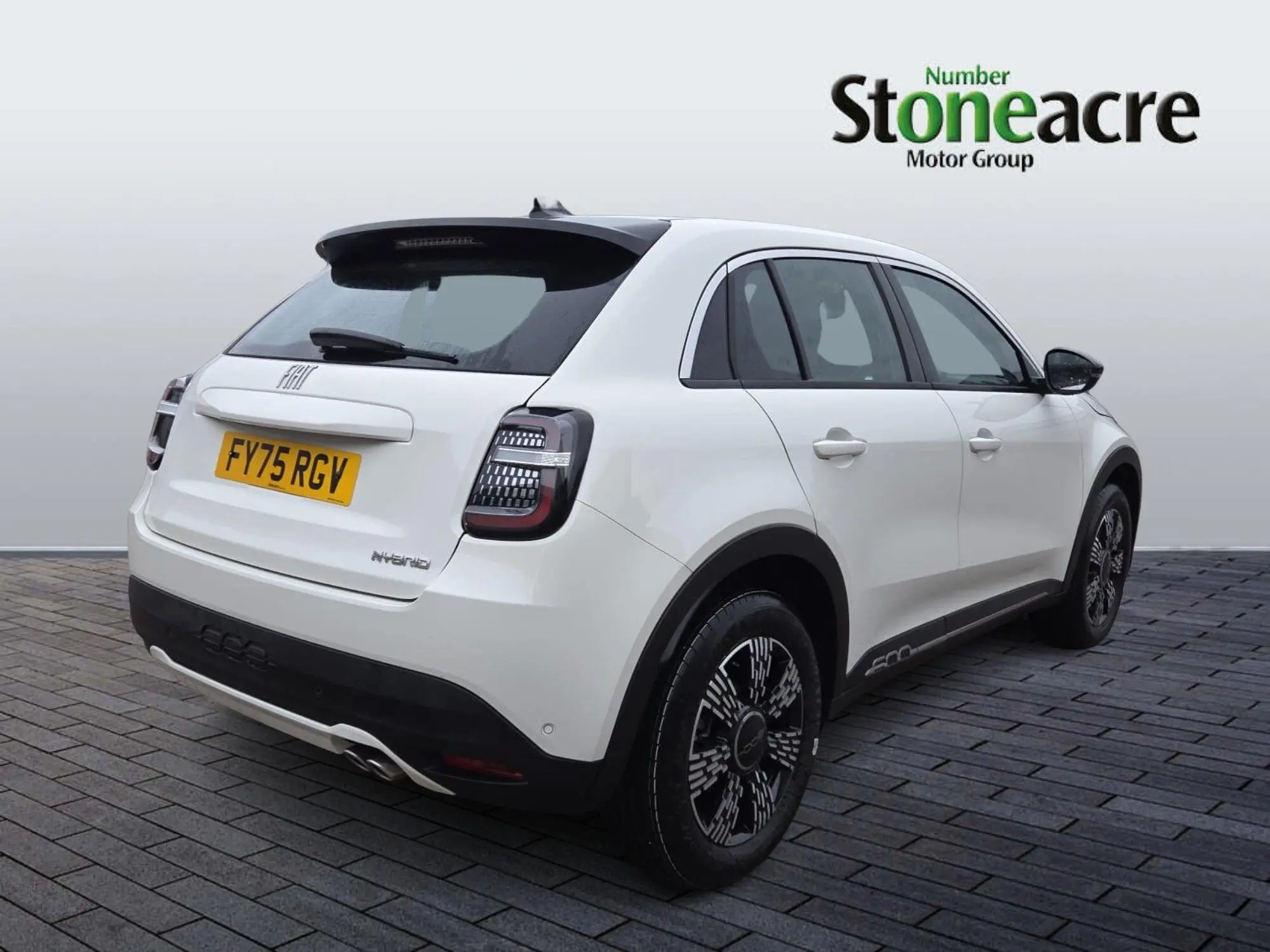 Fiat 600 1.2 MHEV 136 e-DCT Euro 6 (s/s) 5dr FY75RGV Image 3