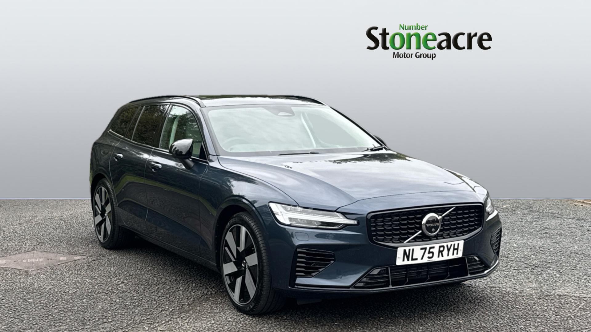Volvo V60 Plug-In Hybrid 2.0 T8 18.8kWh Ultra Auto AWD Euro 6 (s/s) 5dr NL75RYH Image 1