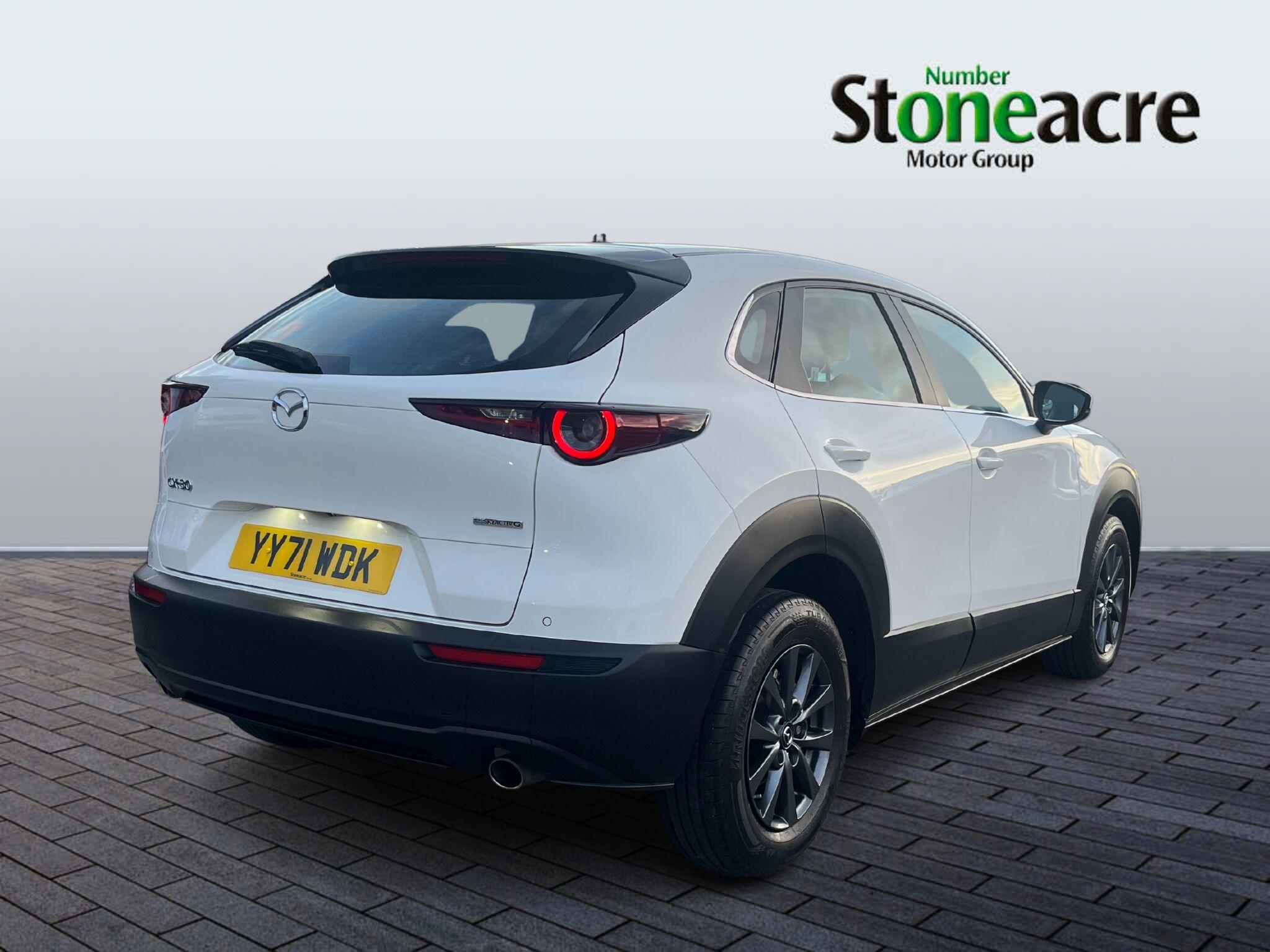 Mazda CX-30 2.0 e-SKYACTIV G MHEV SE-L Lux SUV 5dr Petrol Manual Euro 6 (s/s) (122 ps) YY71WDK Image 3
