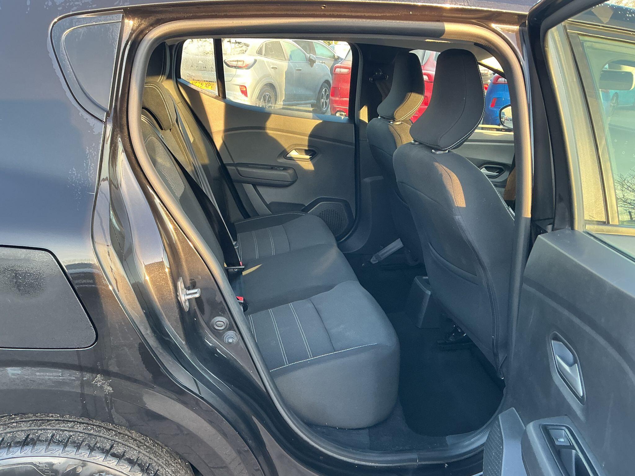 Dacia Sandero 1.0 Tce Expression 5dr HT73CWR Image 2