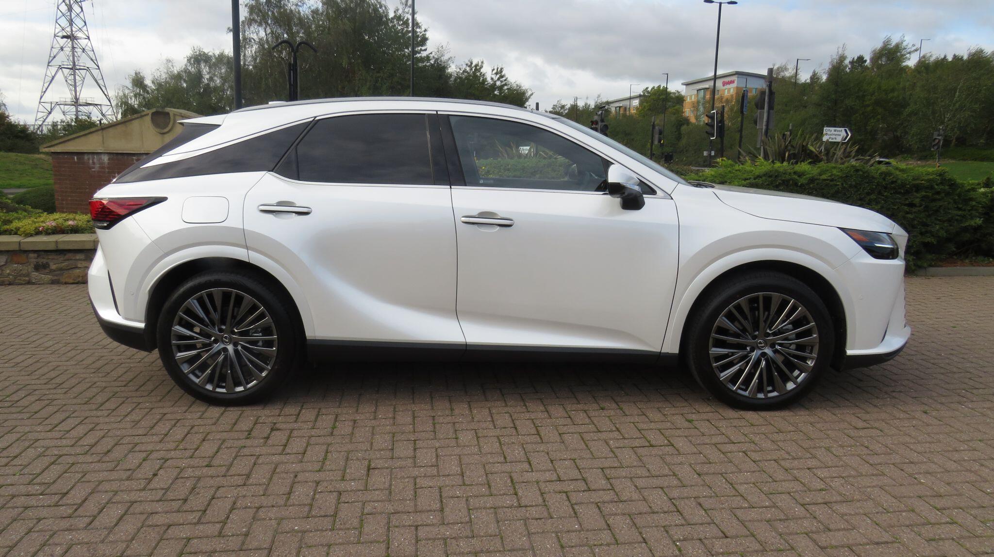 Lexus RX Plug-In Hybrid 450h+ 2.5 Takumi 5dr Pan Roof NL75KZR Image 2