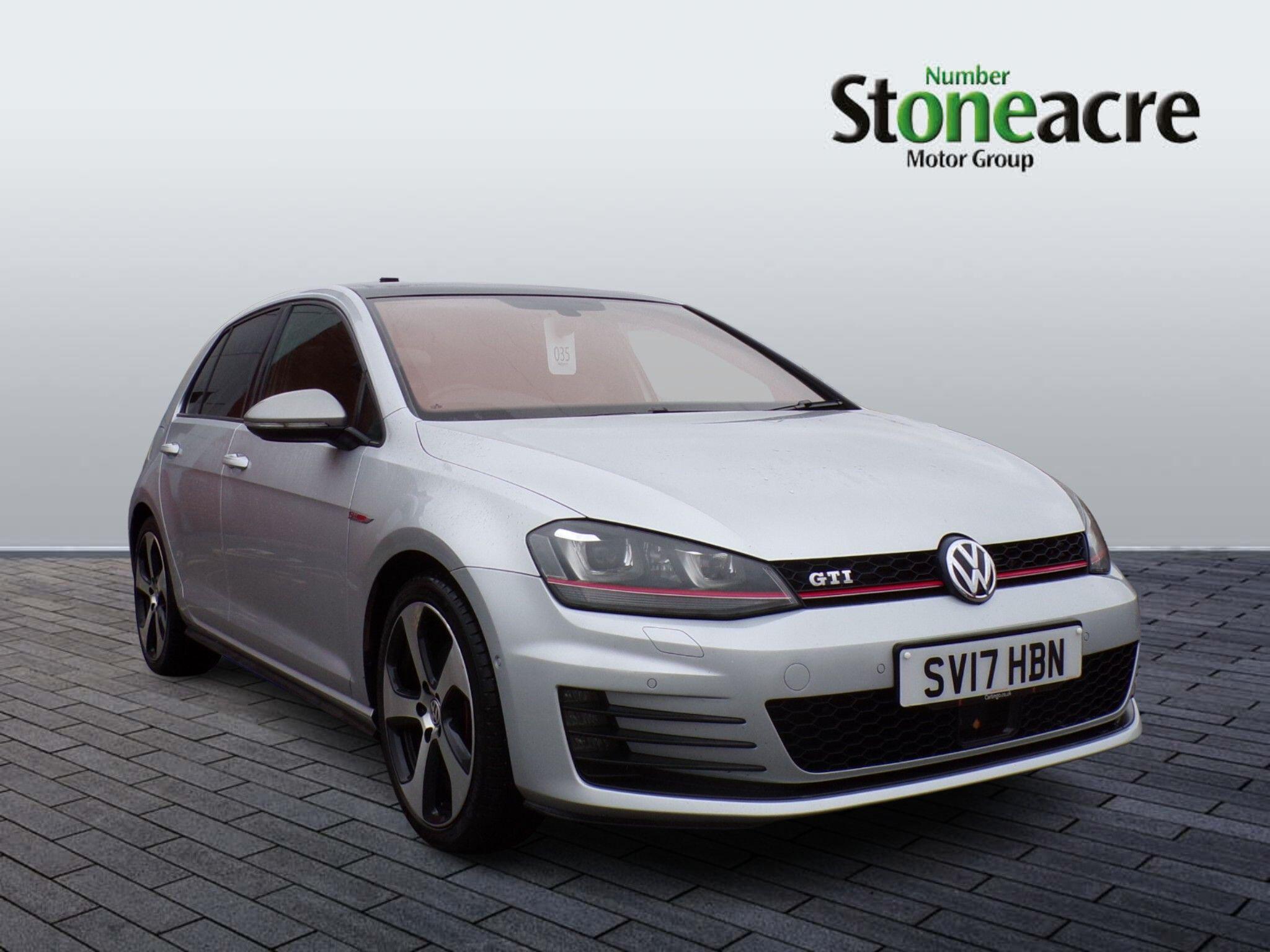 Volkswagen Golf GTi 2.0 TSI BlueMotion Tech GTI DSG Euro 6 (s/s) 5dr SV17HBN Image 1