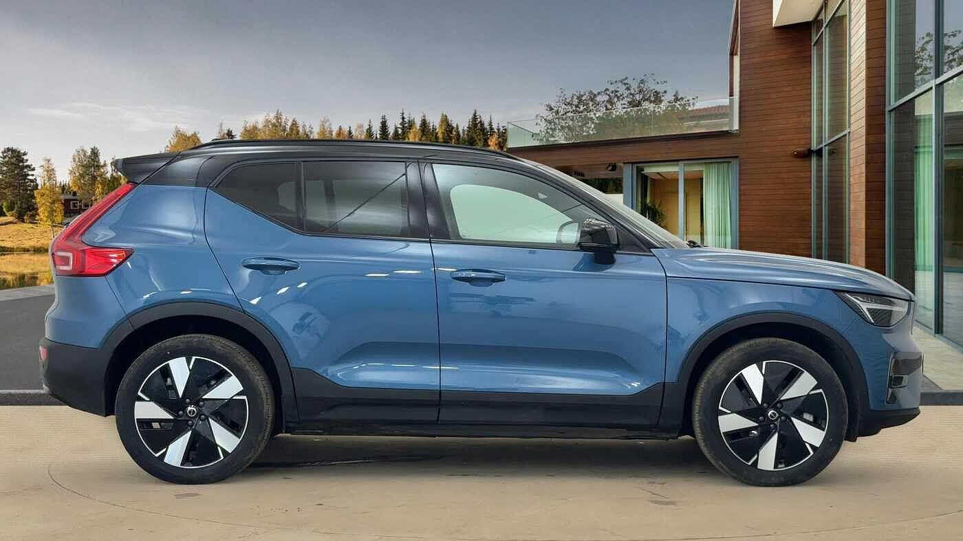 Volvo EX40 Single Motor Extended Range 78kWh Plus Auto 5dr OY25XRS Image 2