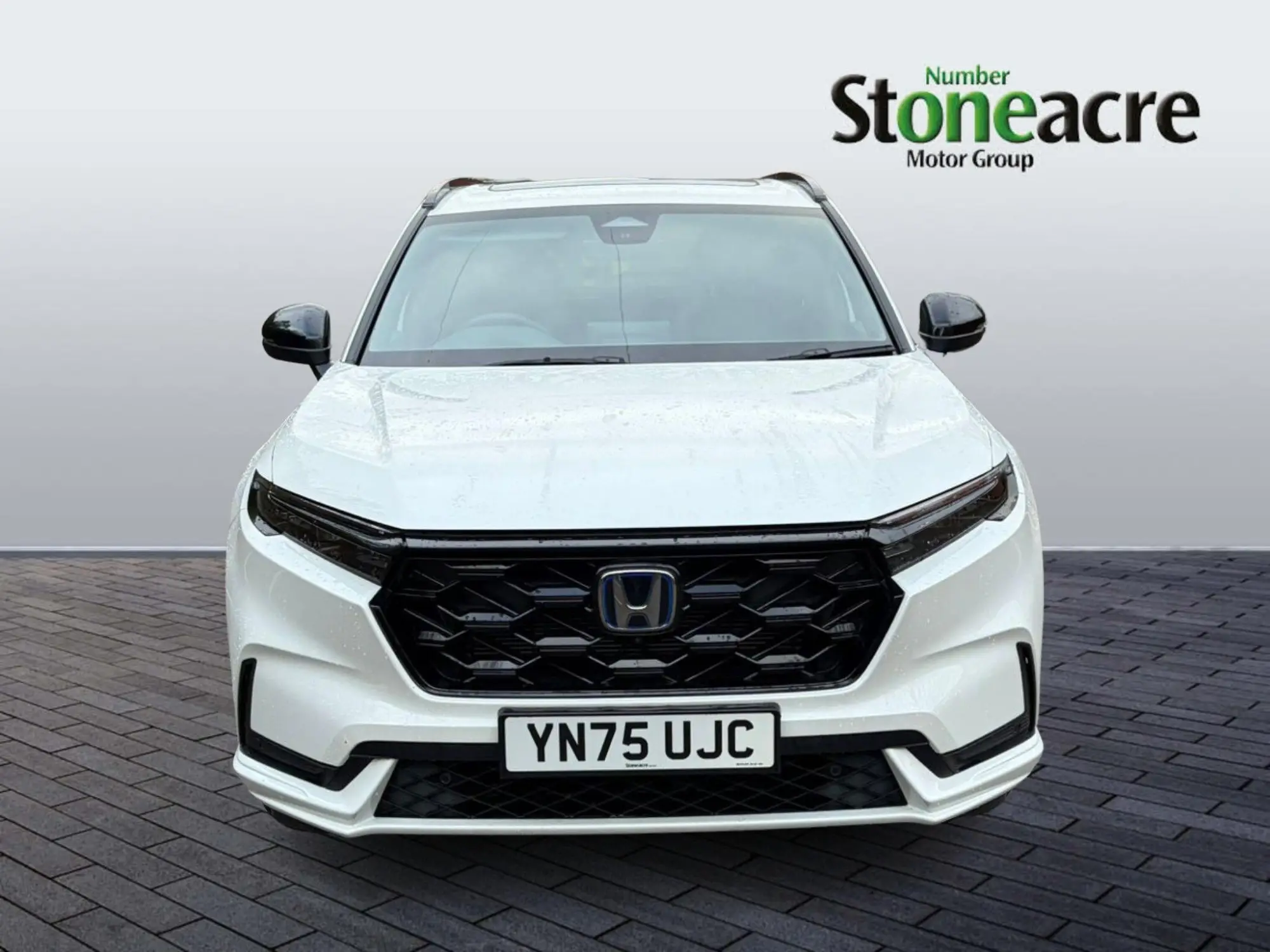 Honda CR-V Plug-in Hybrid 2.0 ePHEV Advance Tech 5dr eCVT YN75UJC Image 2