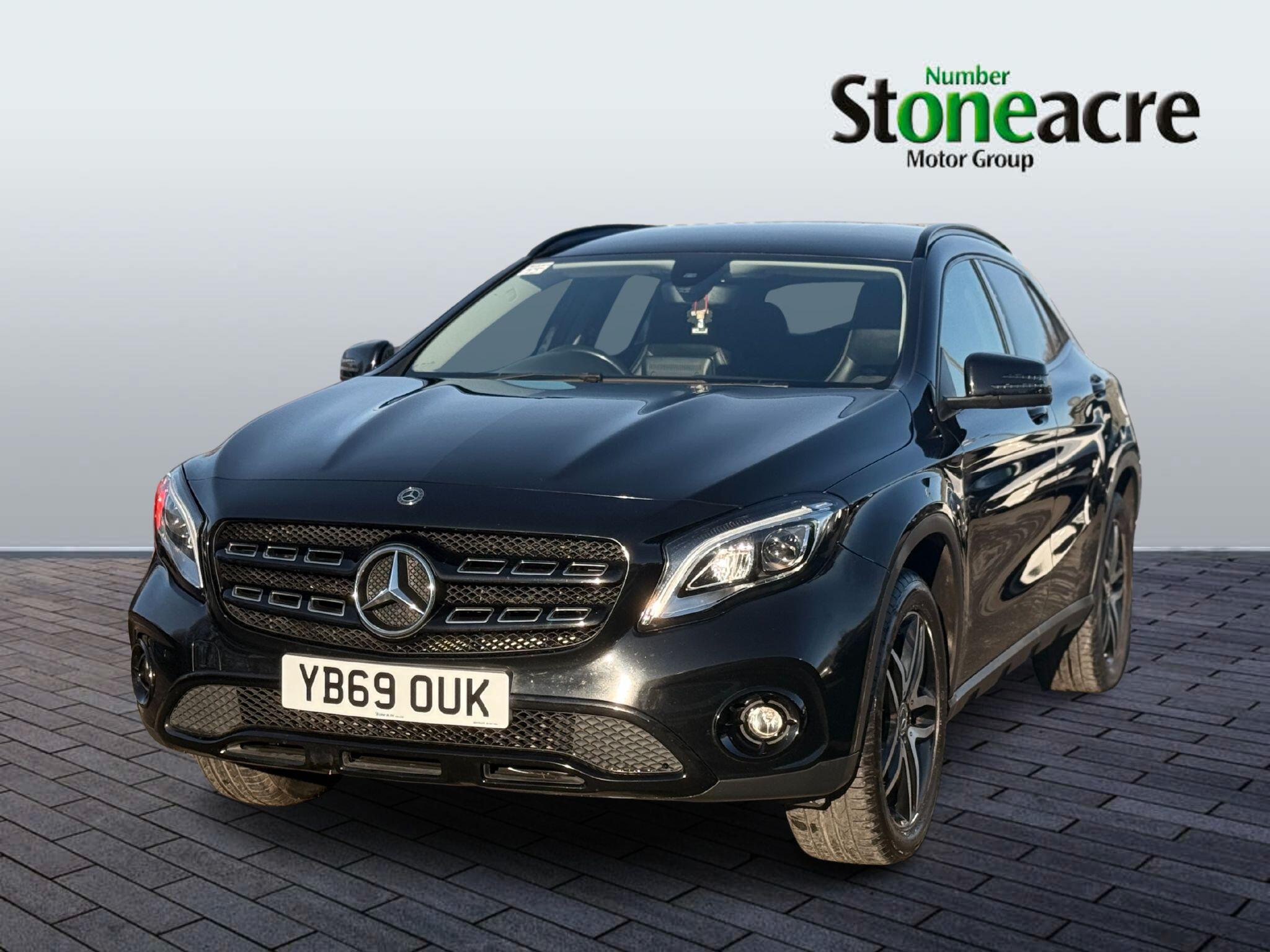 Mercedes-Benz GLA GLA 180 Urban Edition 5dr Auto YB69OUK Image 3
