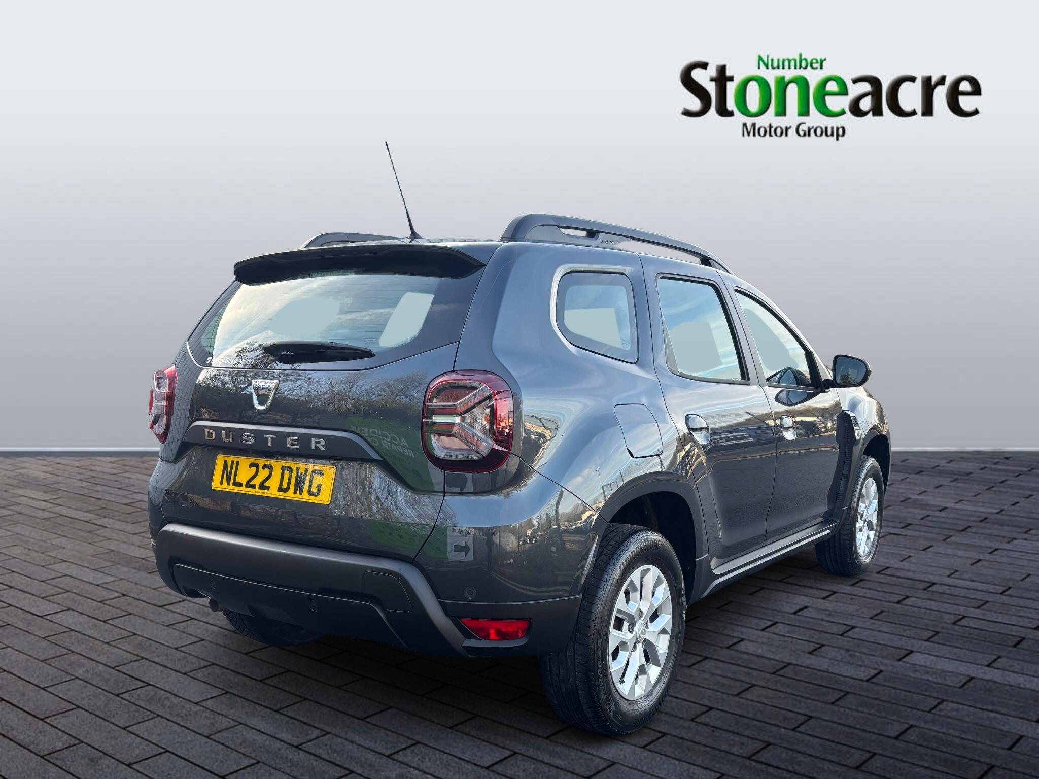 Dacia Duster 1.0 TCe 90 Comfort 5dr NL22DWG Image 2