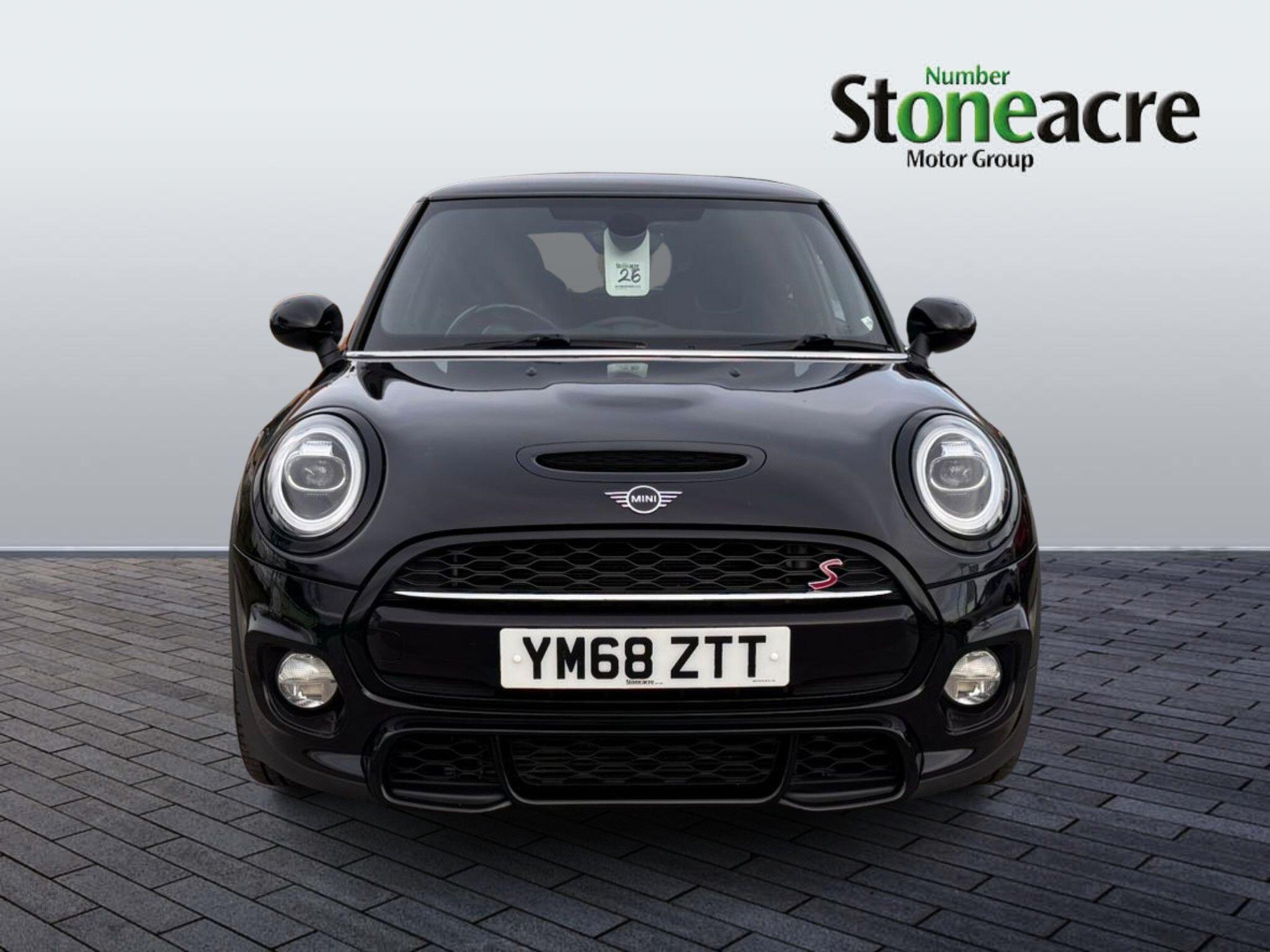 MINI Hatch 2.0 Cooper S Sport Euro 6 (s/s) 3dr YM68ZTT Image 2