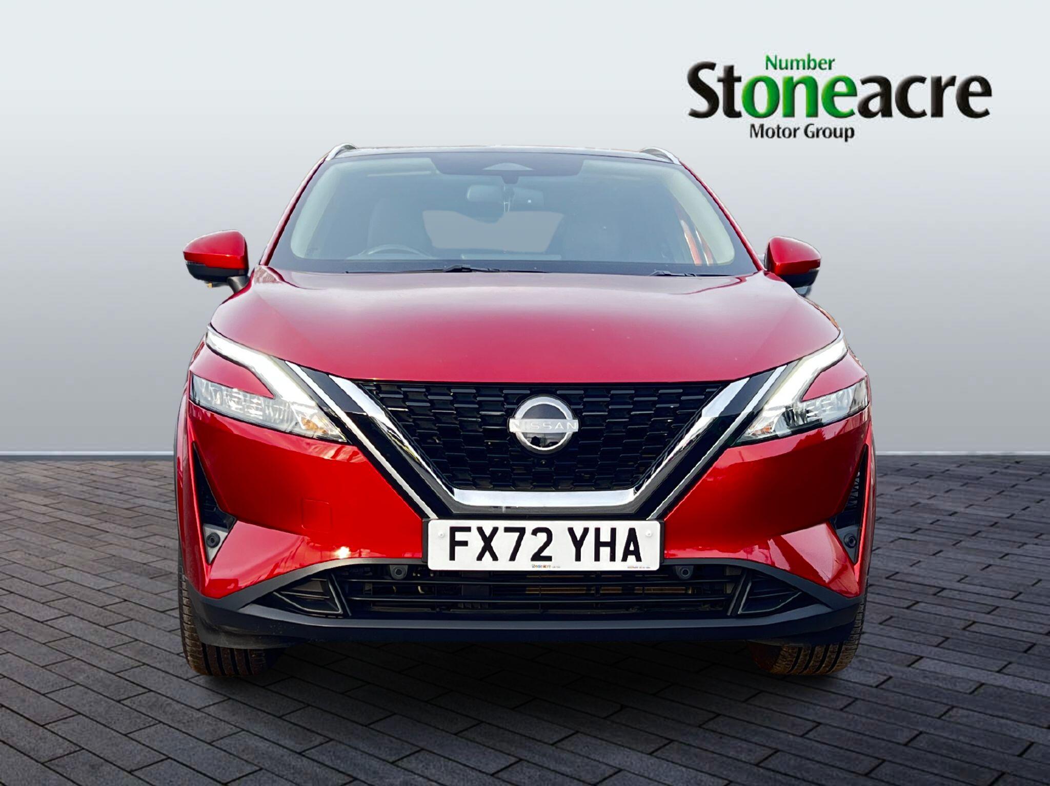 Nissan Qashqai 1.3 DiG-T MH N-Connecta 5dr FX72YHA Image 2