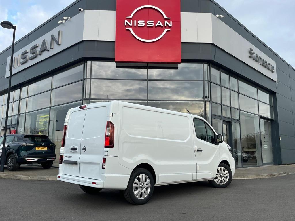 Nissan Primastar 2.0 dCi 30 Tekna L1 Euro 6 (s/s) 5dr null Image 3