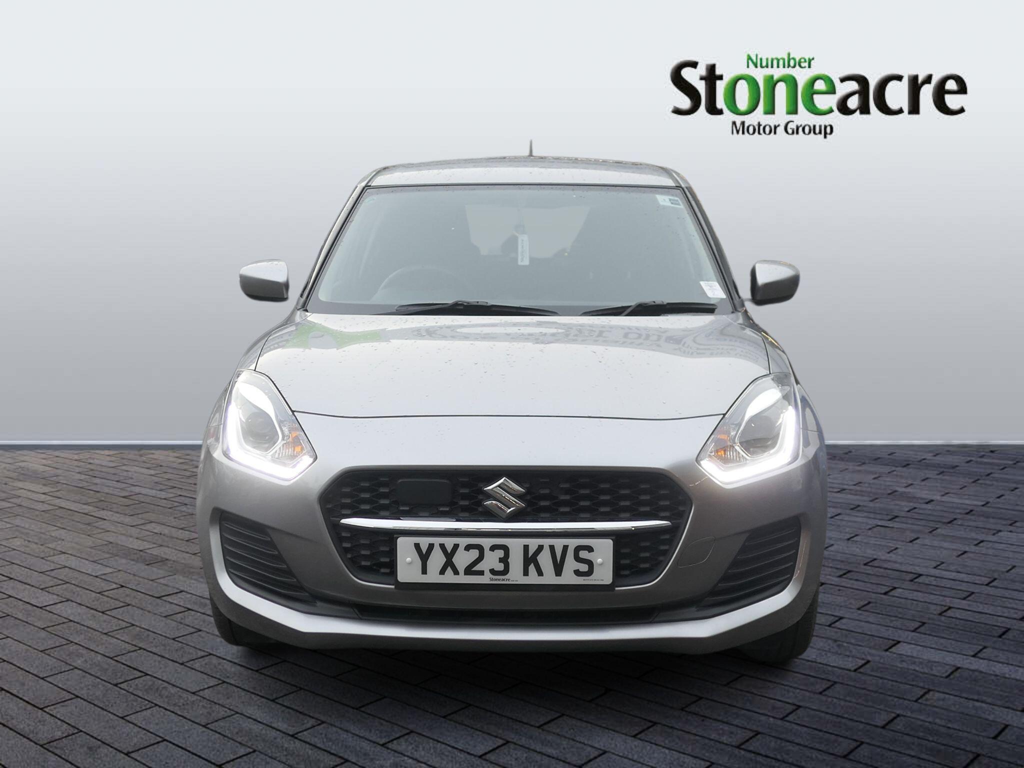 Suzuki Swift 1.2 Dualjet 83 12V Hybrid SZ-L 5dr YX23KVS Image 2