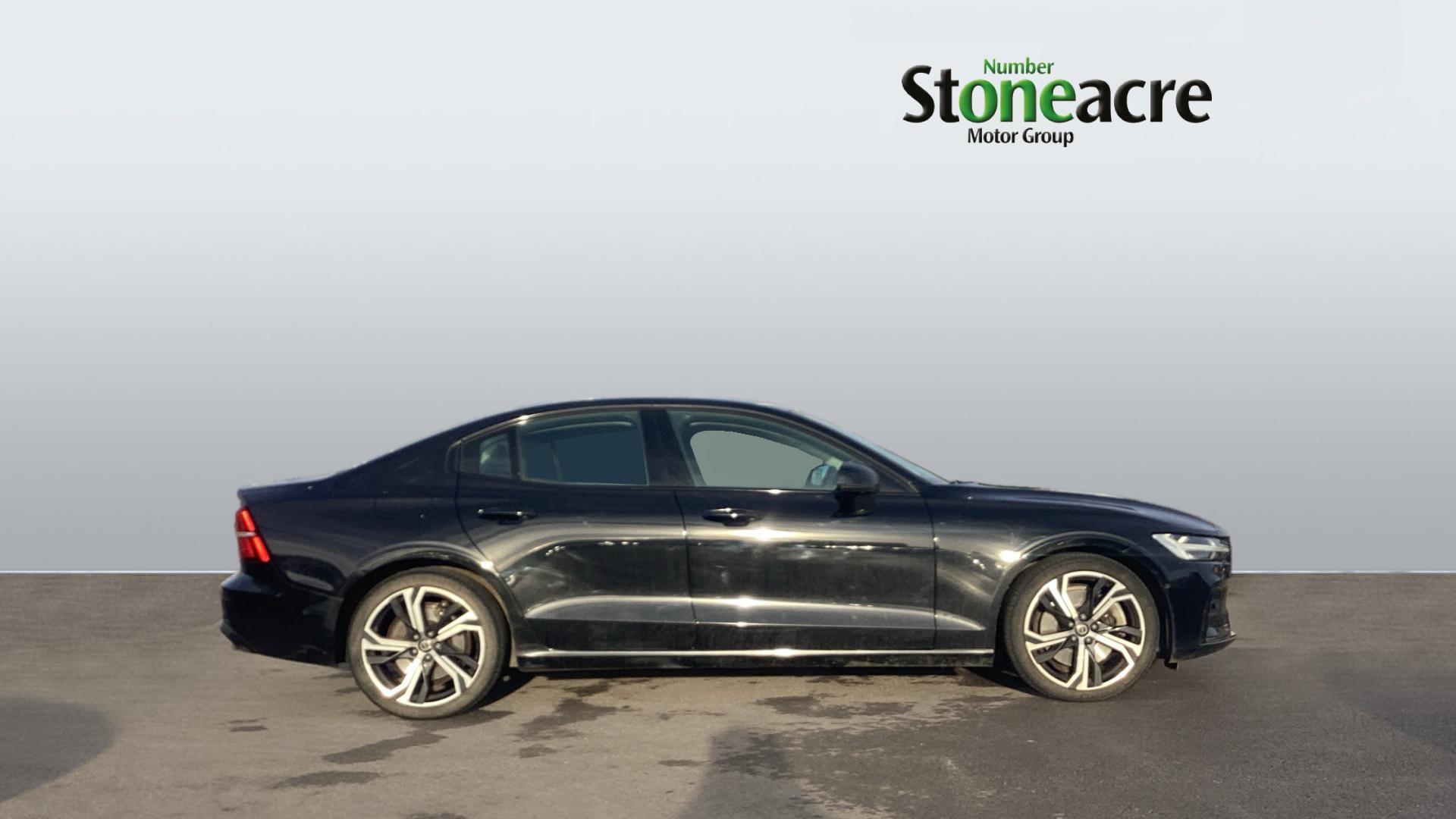 Volvo S60 2.0 B5P Plus Dark 4dr AWD Auto FV73GZH Image 3