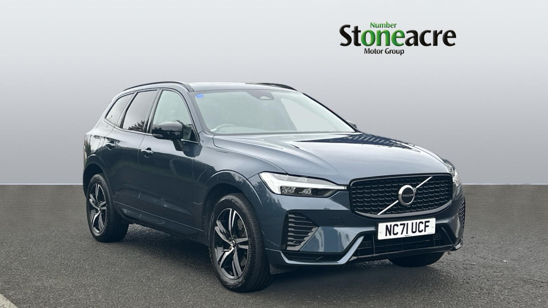 Volvo XC60 R-Design, B5 AWD mild hybrid NC71UCF Image 1