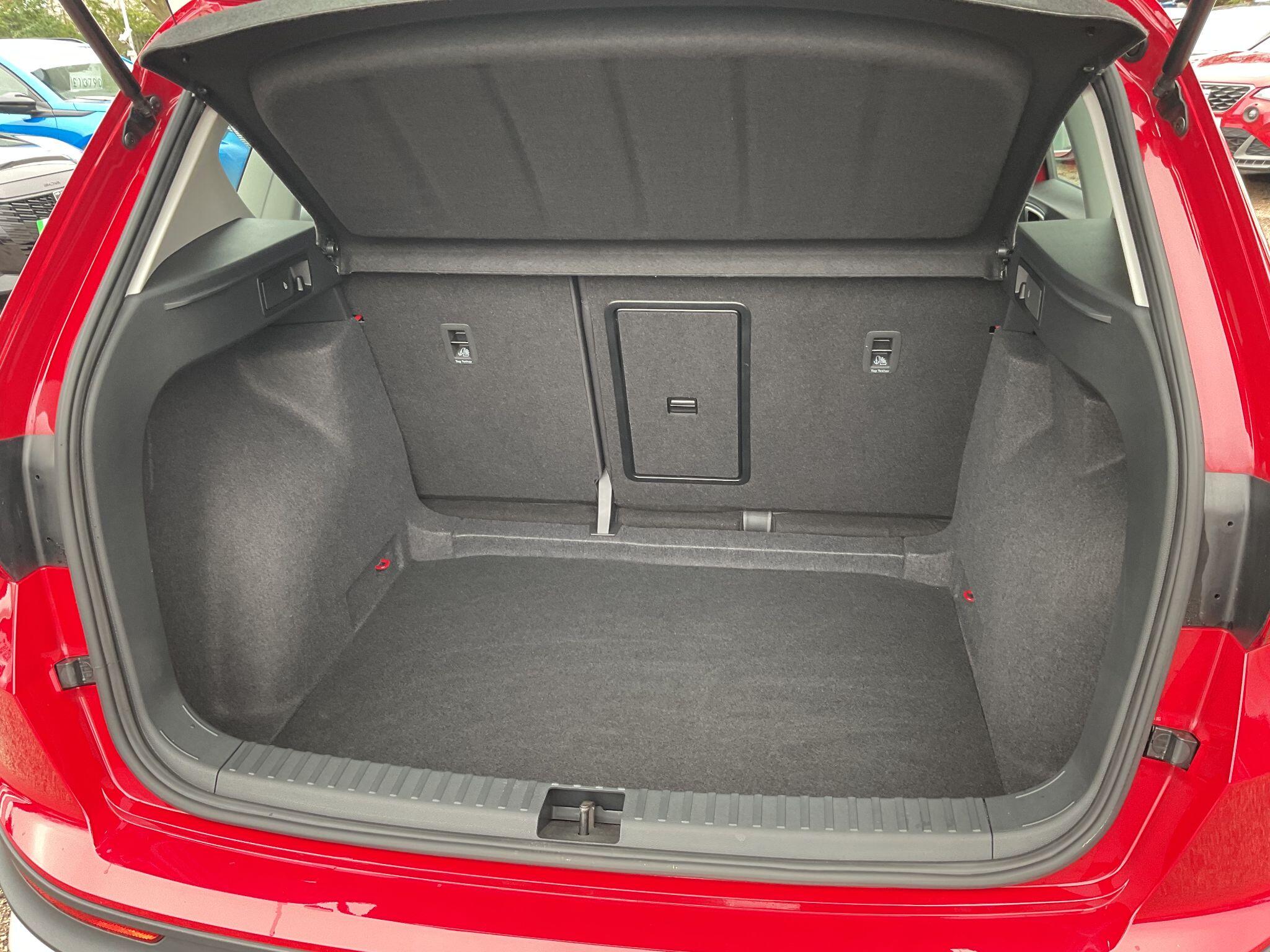 SEAT Ateca 1.5 TSI EVO SE Technology Euro 6 (s/s) 5dr AK74UEO Image 2