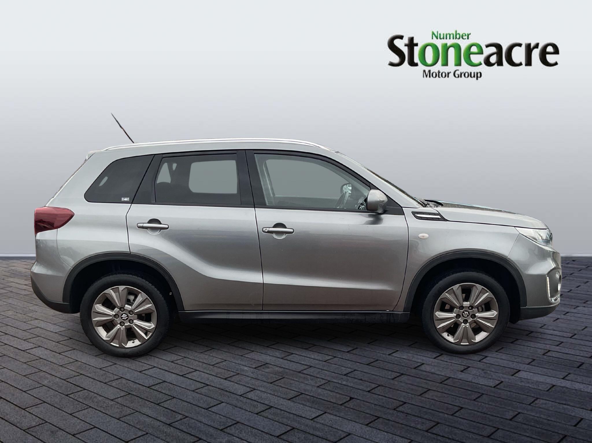 Suzuki Vitara 1.4 Boosterjet 48V Hybrid SZ-T 5dr YE72GXR Image 2