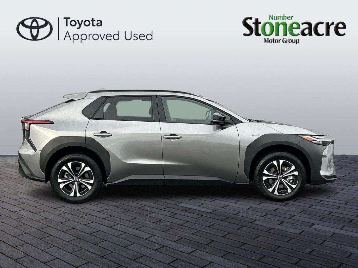 Toyota bZ4X 71.4 kWh Motion Auto 5dr (11kW OBC) NL75BGZ Image 2