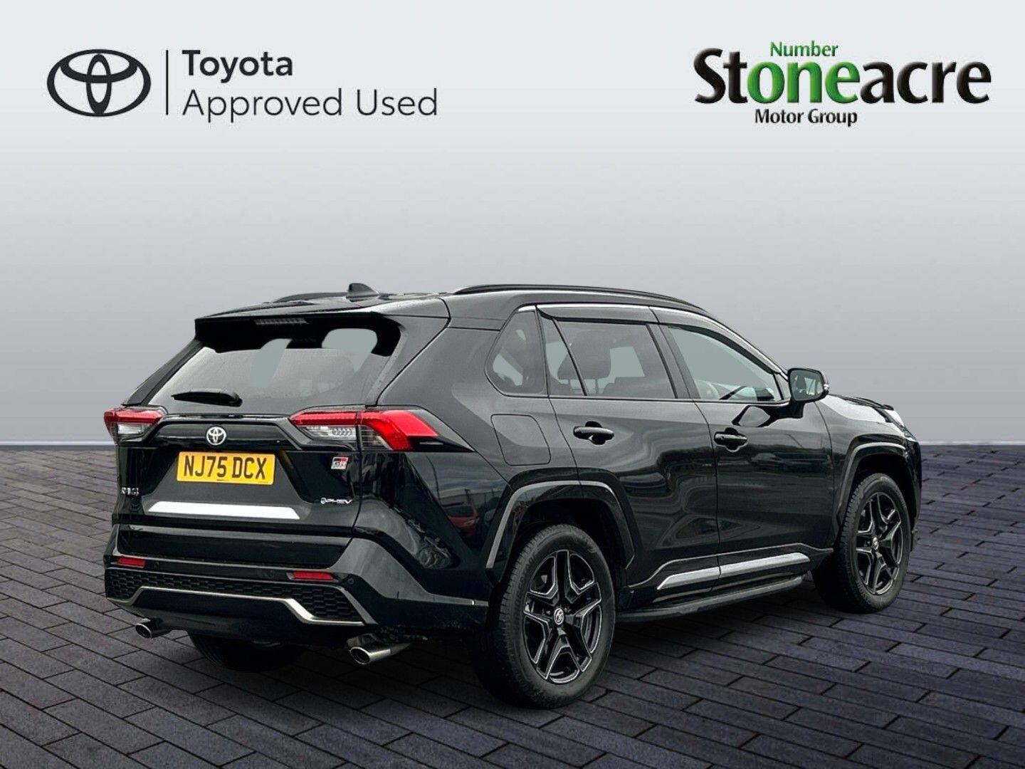 Toyota RAV4 Plug-in Hybrid 2.5 VVT-h 18.1 kWh GR SPORT CVT 4WD Euro 6 (s/s) 5dr NJ75DCX Image 3