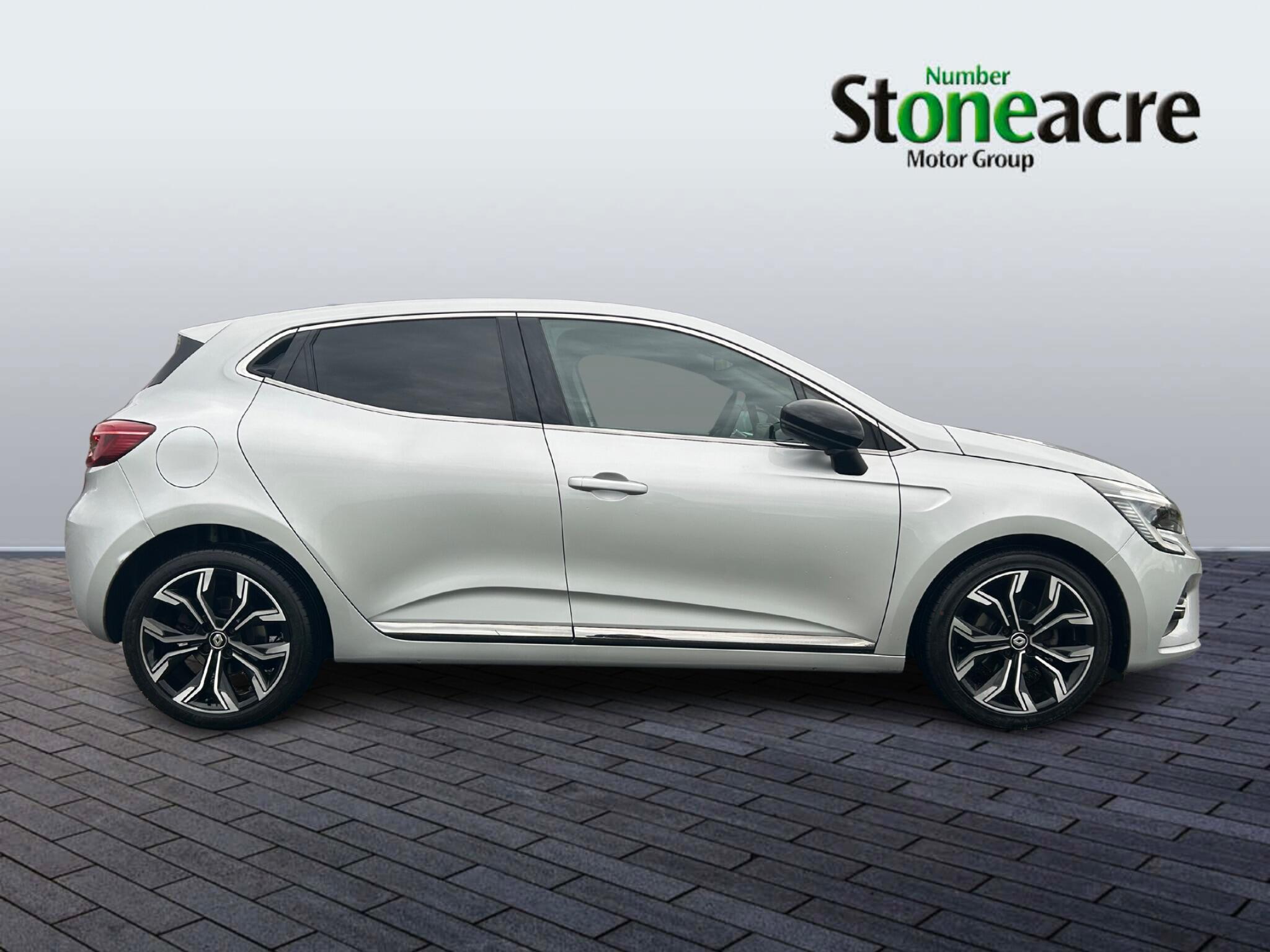 Renault Clio 1.0 TCe Techno Euro 6 (s/s) 5dr VE23WFF Image 2