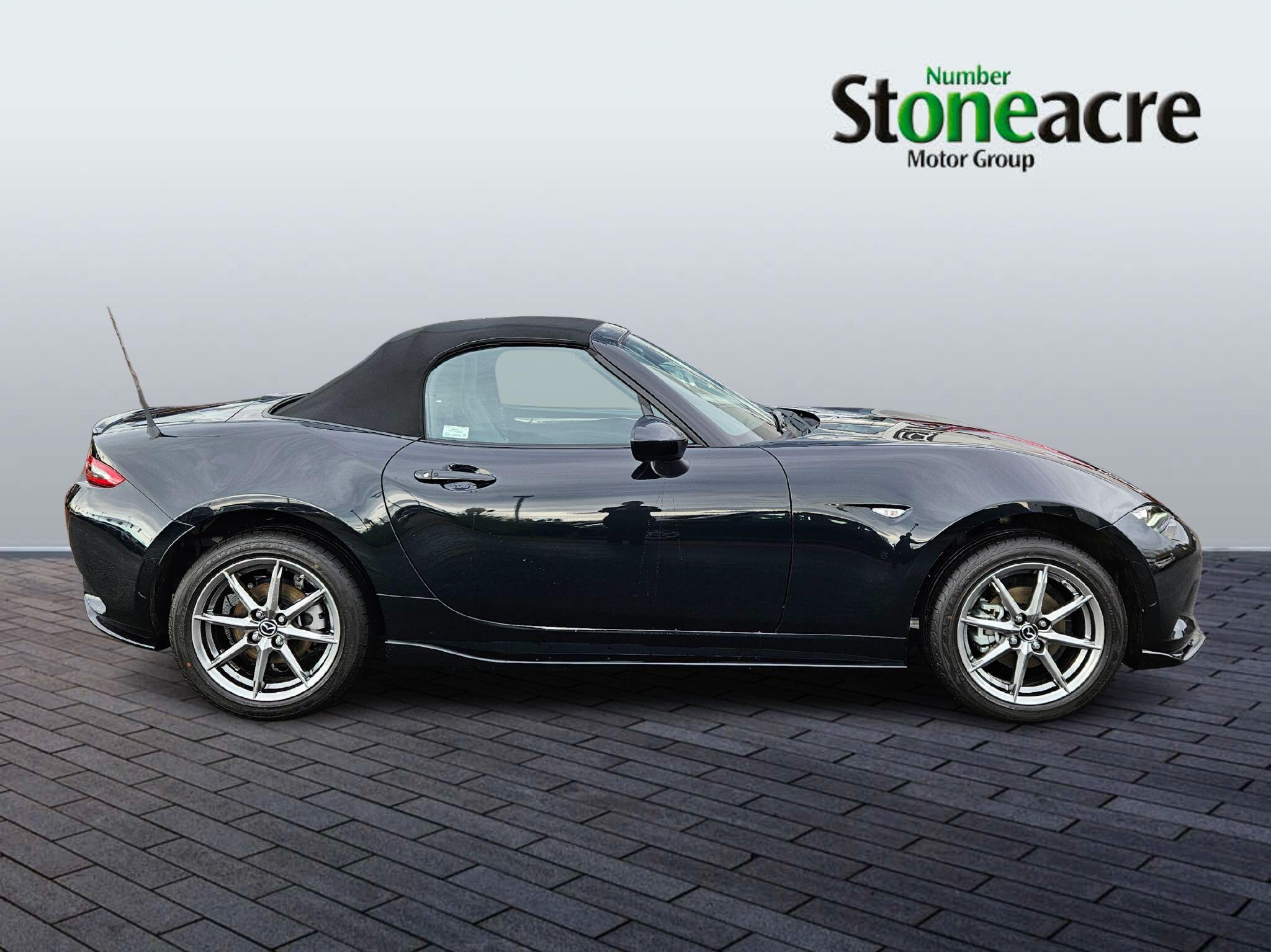 Mazda MX-5 1.5 SKYACTIV-G Exclusive-Line Roadster Euro 6 (s/s) 2dr NK75GDY Image 2