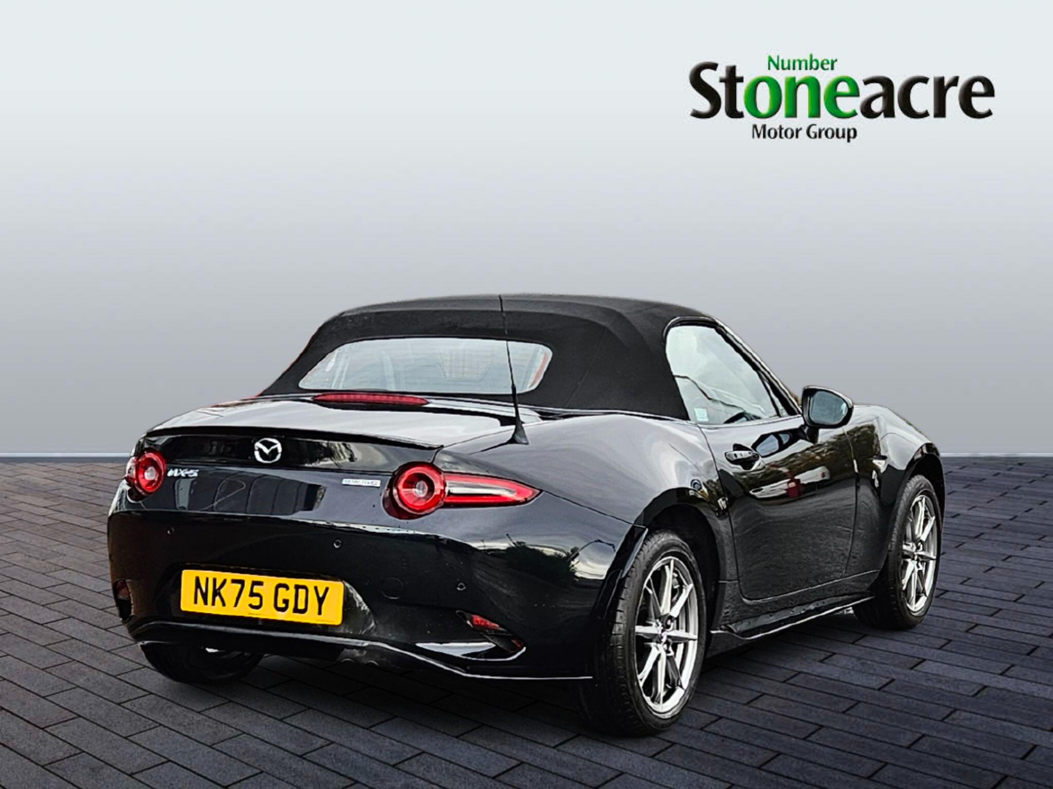 Mazda MX-5 1.5 SKYACTIV-G Exclusive-Line Roadster Euro 6 (s/s) 2dr NK75GDY Image 3
