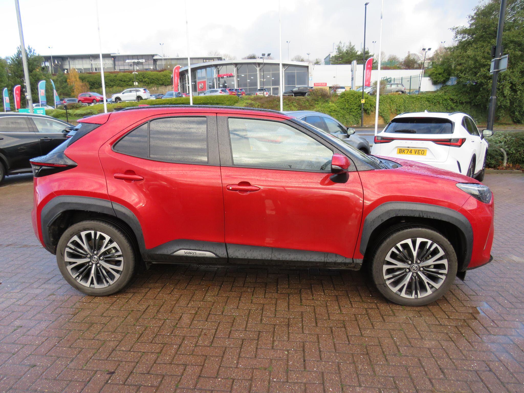 Toyota Yaris Cross 1.5 VVT-h Excel E-CVT Euro 6 (s/s) 5dr NC24ZBD Image 2