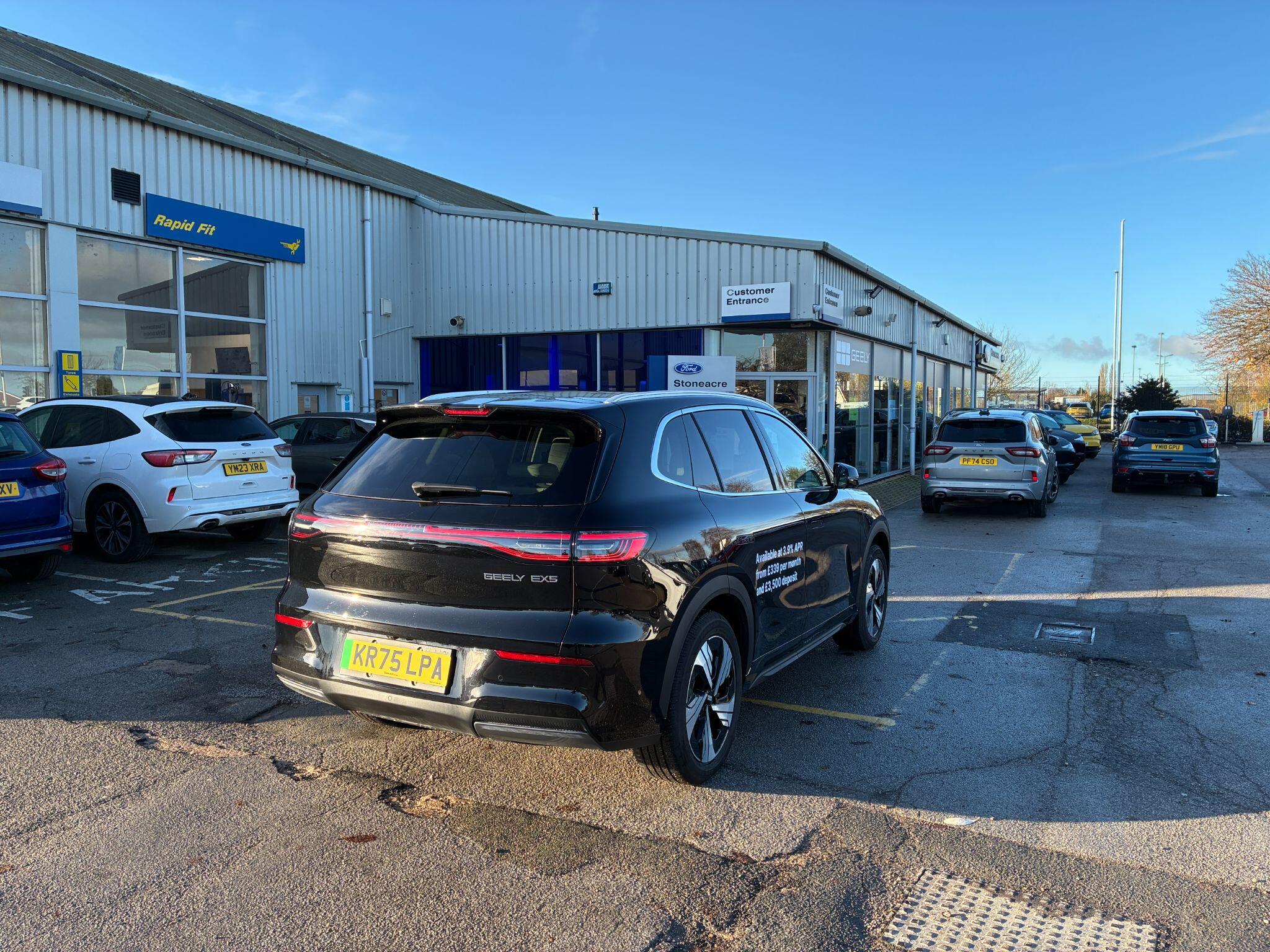 Geely Geely EX5 60.22kWh Max Auto 5dr KR75LPA Image 3