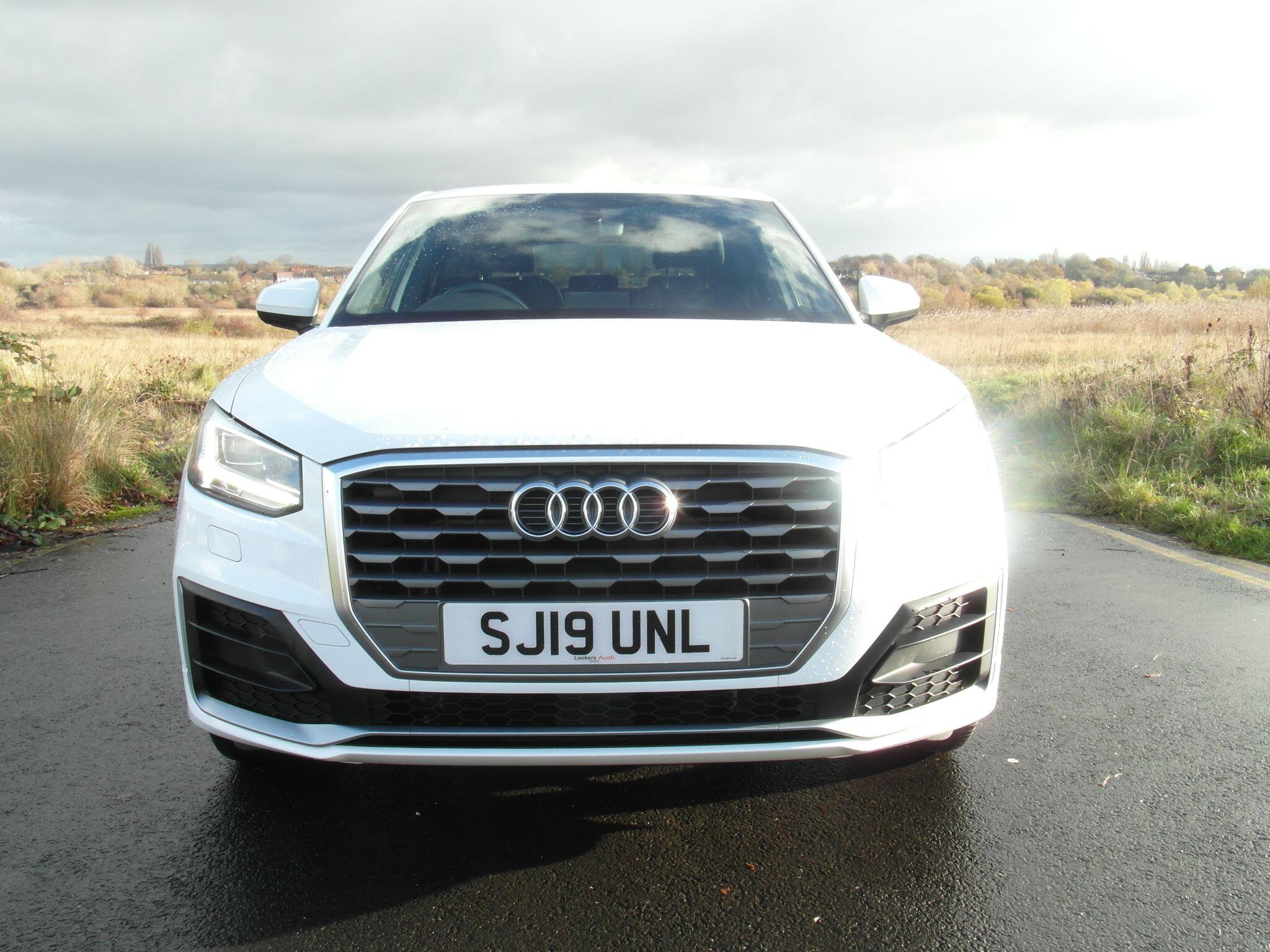 Audi Q2 1.5 TFSI CoD 35 S line SUV 5dr Petrol S Tronic Euro 6 (s/s) (150 ps) SJ19UNL Image 2